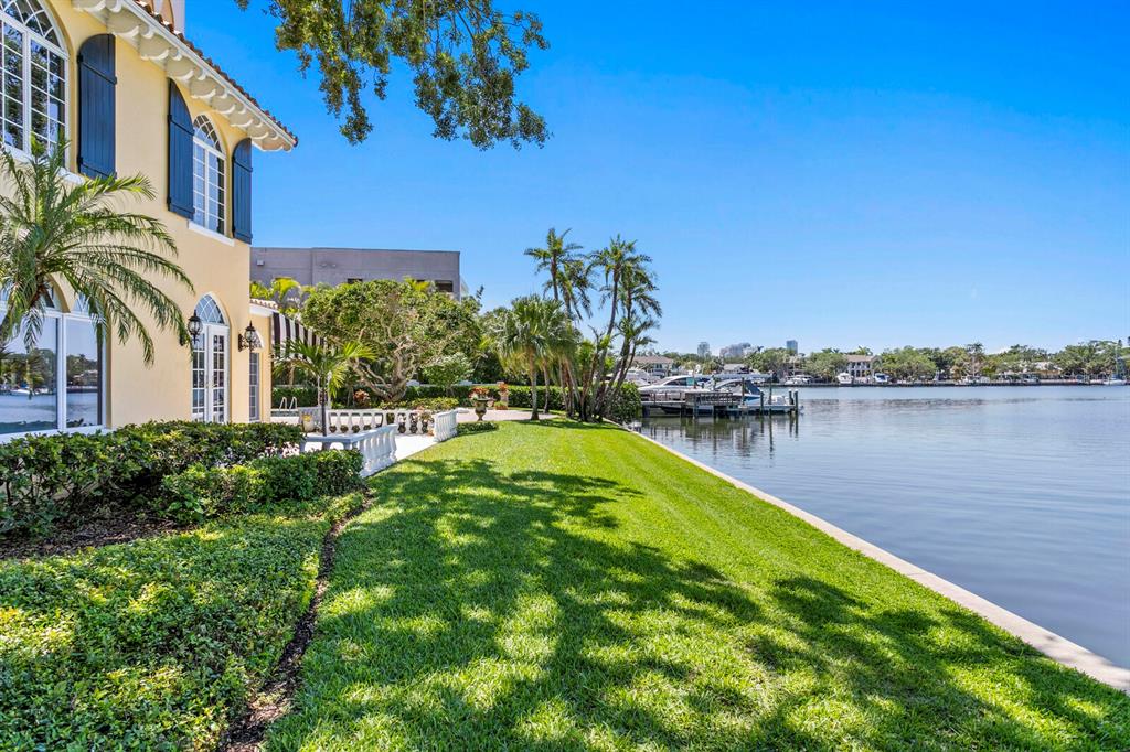 St Petersburg, Florida, 33704, United States, 4 Bedrooms Bedrooms, ,5 BathroomsBathrooms,Residential,For Sale,1794031