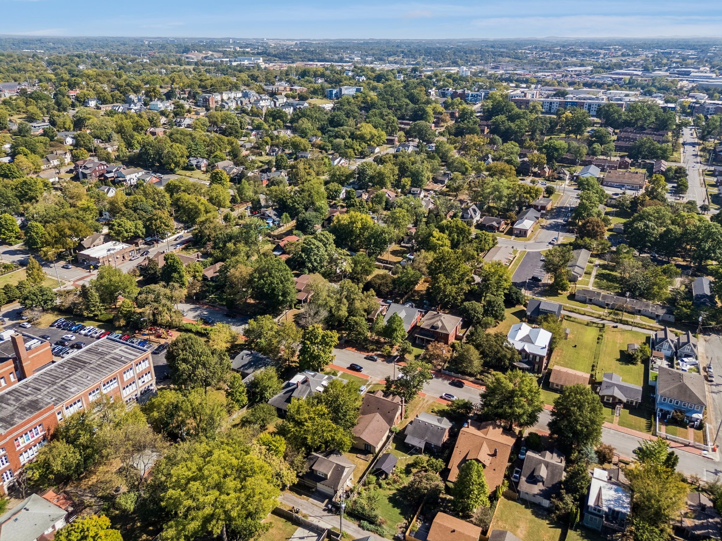  611 Fatherland St, Nashville, TN, 37206 - 物件實景