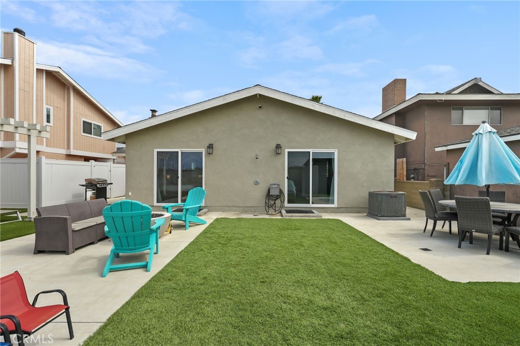 Oxnard, California, 93035, United States, 5 Bedrooms Bedrooms, ,1 BathroomBathrooms,Residential,For Sale,1847302