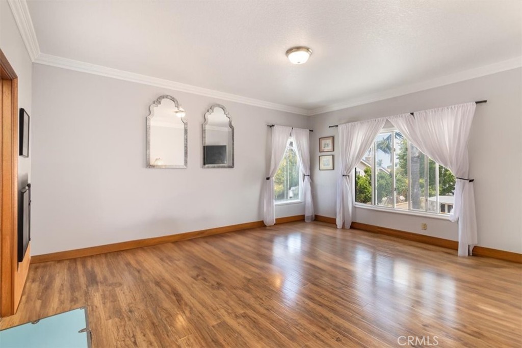 Huntington Beach, California, 92649, United States, 5 Bedrooms Bedrooms, ,5 BathroomsBathrooms,Residential,For Sale,1926565