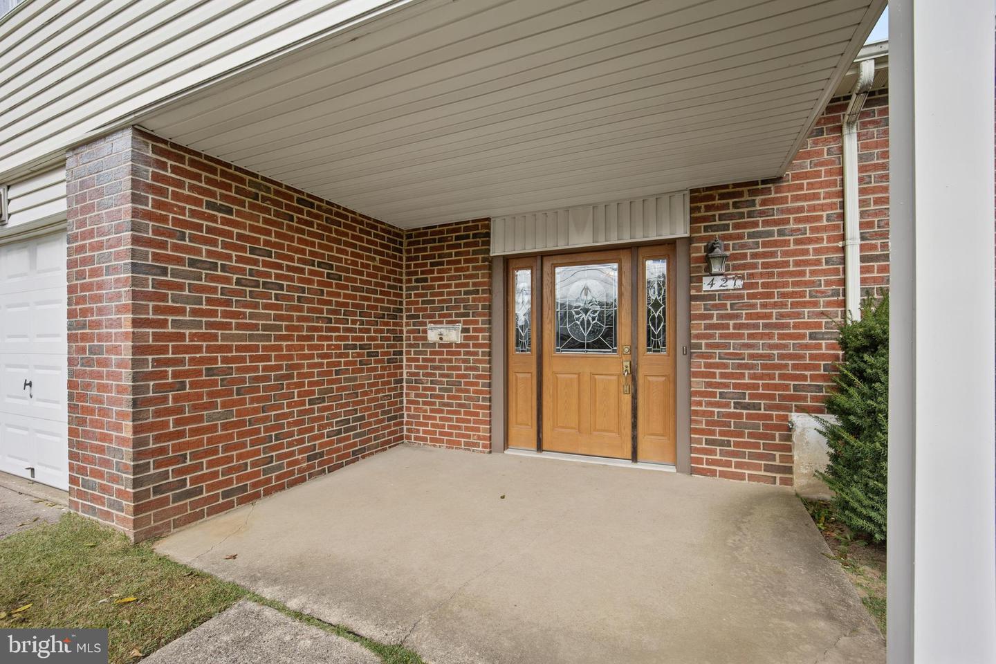 Philadelphia, Pennsylvania, 19115, United States, 4 Bedrooms Bedrooms, ,3 BathroomsBathrooms,Residential,For Sale,1966541