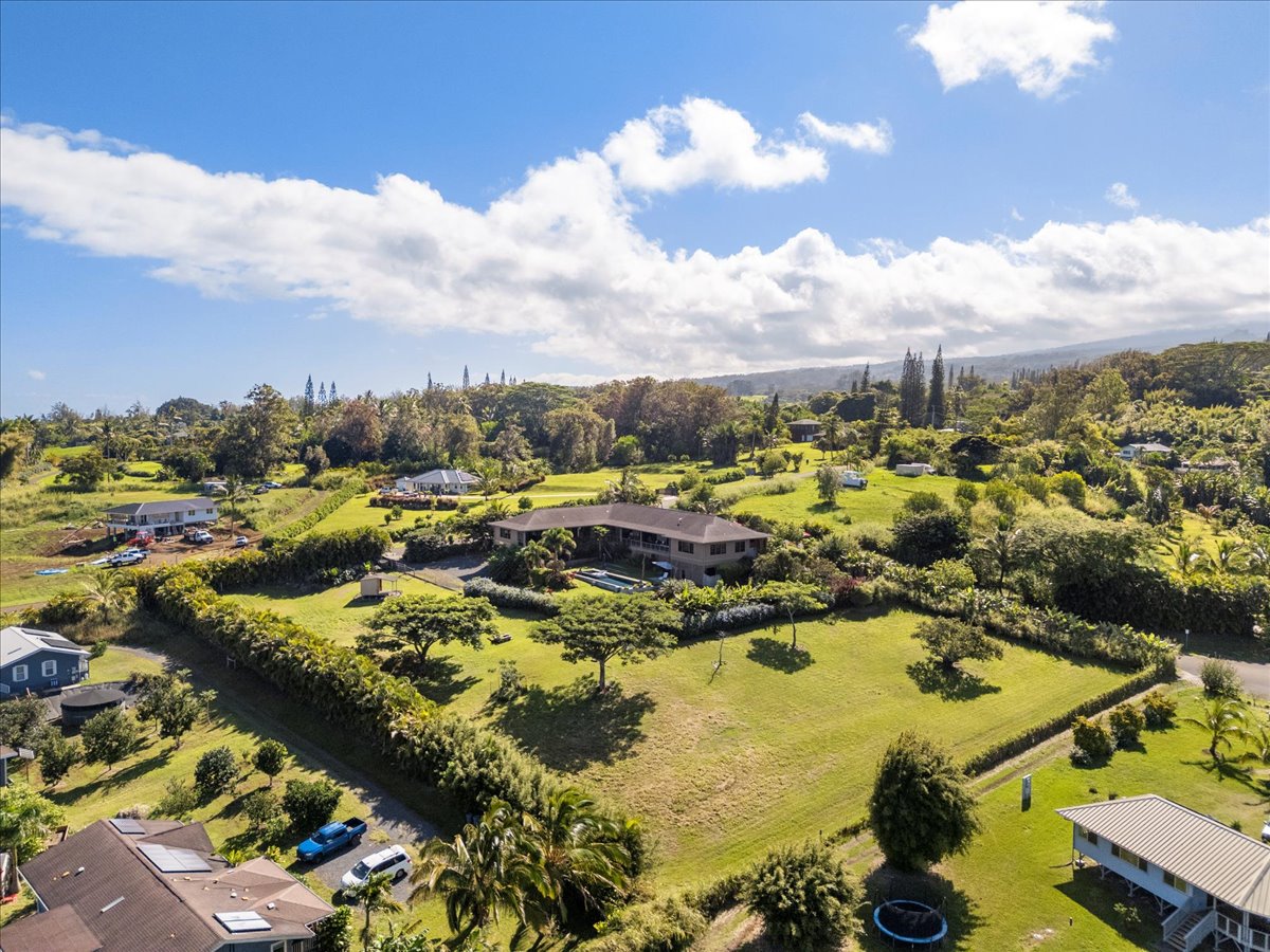 Haiku, Hawaii, 96708, United States, 4 Bedrooms Bedrooms, ,3 BathroomsBathrooms,Residential,For Sale,2002523