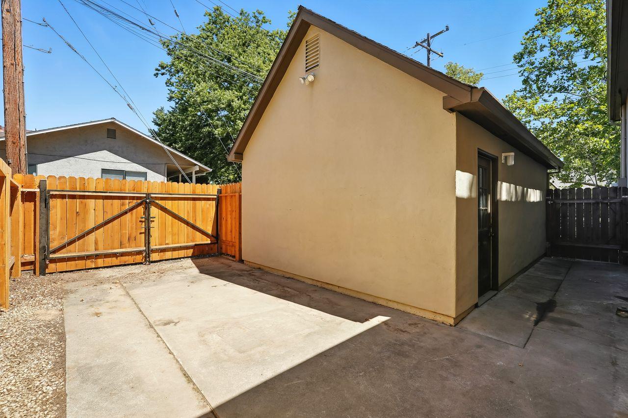 Sacramento, California, 95819, United States, 3 Bedrooms Bedrooms, ,2 BathroomsBathrooms,Residential,For Sale,1925048