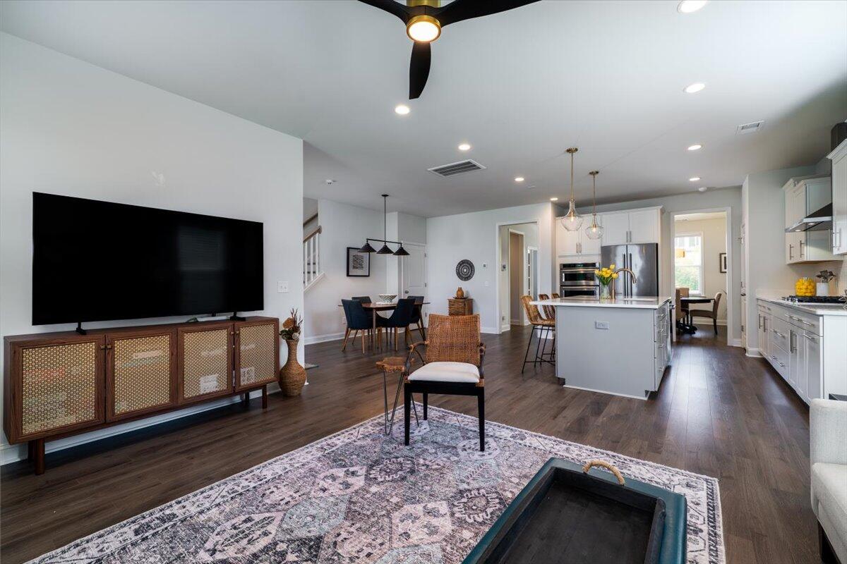 Johns Island, South Carolina, 29455, United States, 3 Bedrooms Bedrooms, ,3 BathroomsBathrooms,Residential,For Sale,1877389