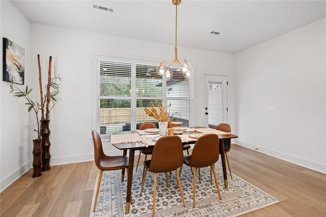 Bentonville, Arkansas, 72713, United States, 4 Bedrooms Bedrooms, ,3 BathroomsBathrooms,Residential,For Sale,2002905