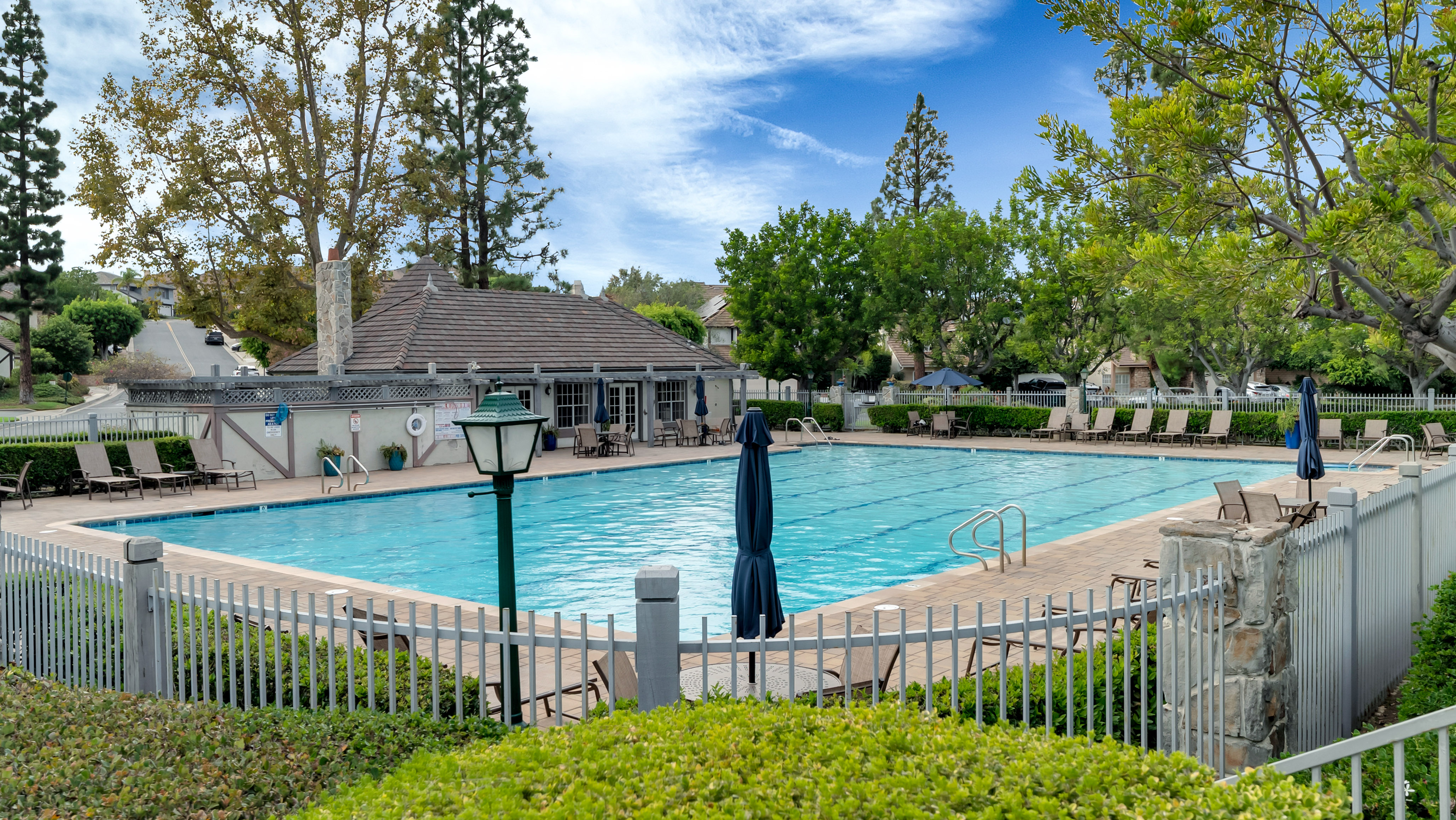  6139 East West View Drive, Orange, CA 92869 - 物件實景