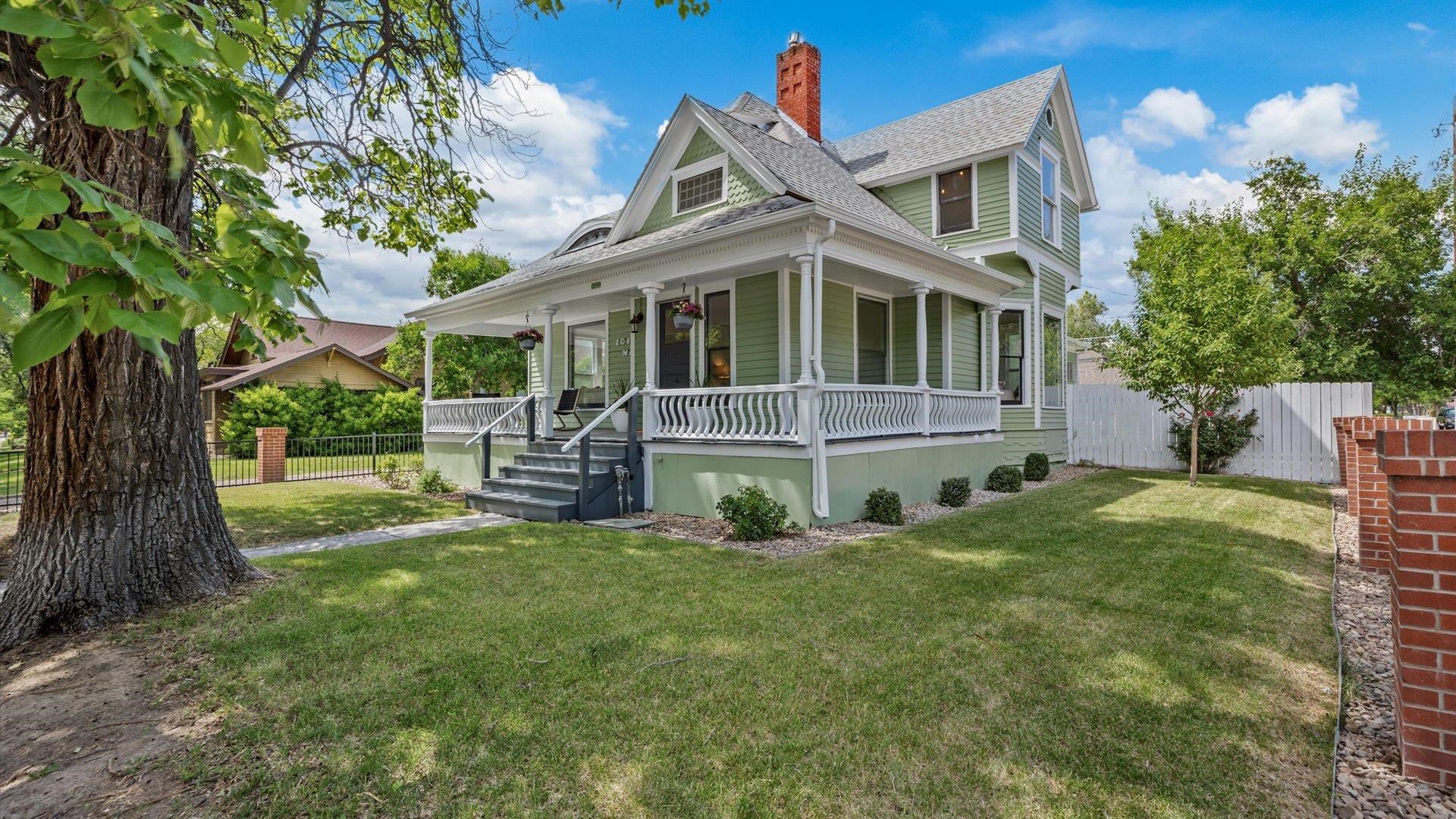 Grand Junction, Colorado, 81501, United States, 2 Bedrooms Bedrooms, ,2 BathroomsBathrooms,Residential,For Sale,1866831