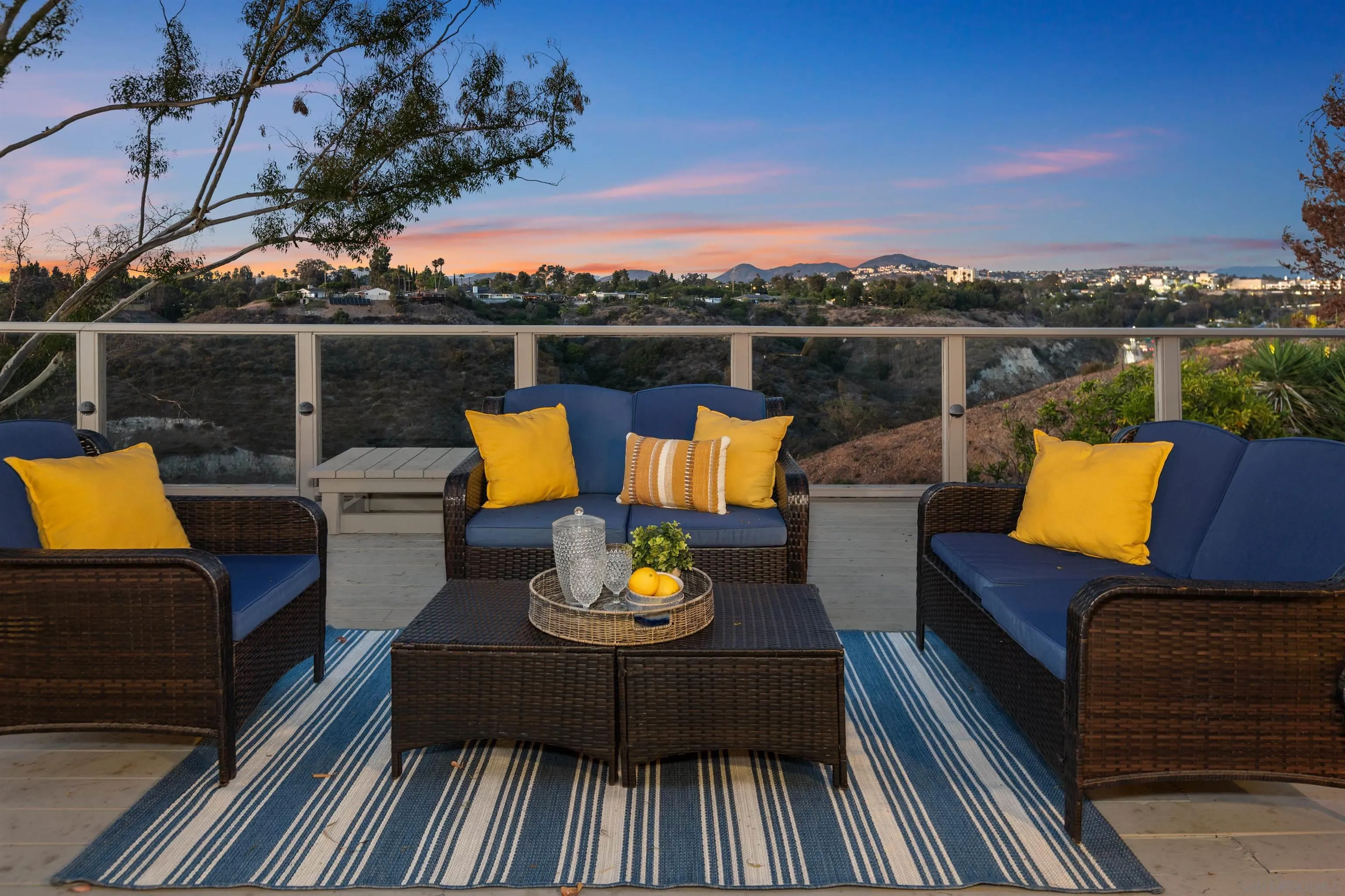 San Diego, California, 92115, United States, 3 Bedrooms Bedrooms, ,2 BathroomsBathrooms,Residential,For Sale,1960954