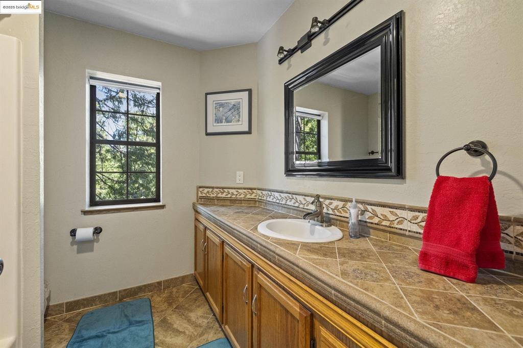 Twain Harte, California, 95383, United States, 5 Bedrooms Bedrooms, ,4 BathroomsBathrooms,Residential,For Sale,1791709