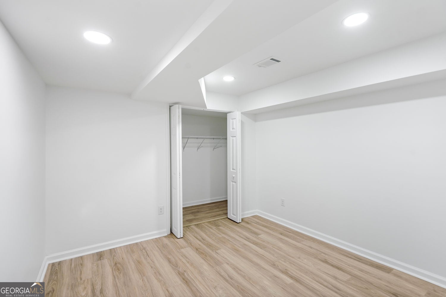 Atlanta, Georgia, 30341, United States, 4 Bedrooms Bedrooms, ,4 BathroomsBathrooms,Residential,For Sale,1961860