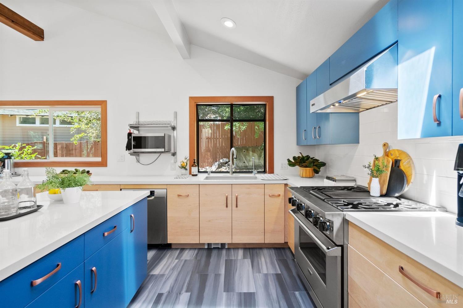 Lagunitas, California, 94938, United States, 3 Bedrooms Bedrooms, ,2 BathroomsBathrooms,Residential,For Sale,1723427