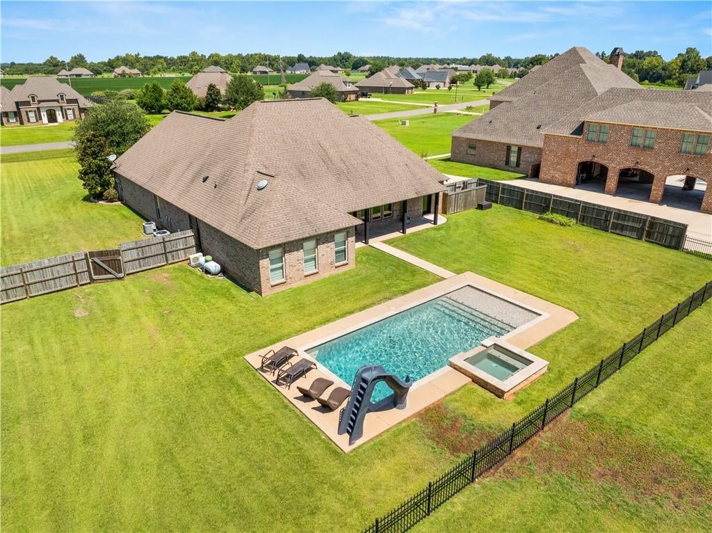 Natchitoches, Louisiana, 71457, United States, 4 Bedrooms Bedrooms, ,3 BathroomsBathrooms,Residential,For Sale,1974090