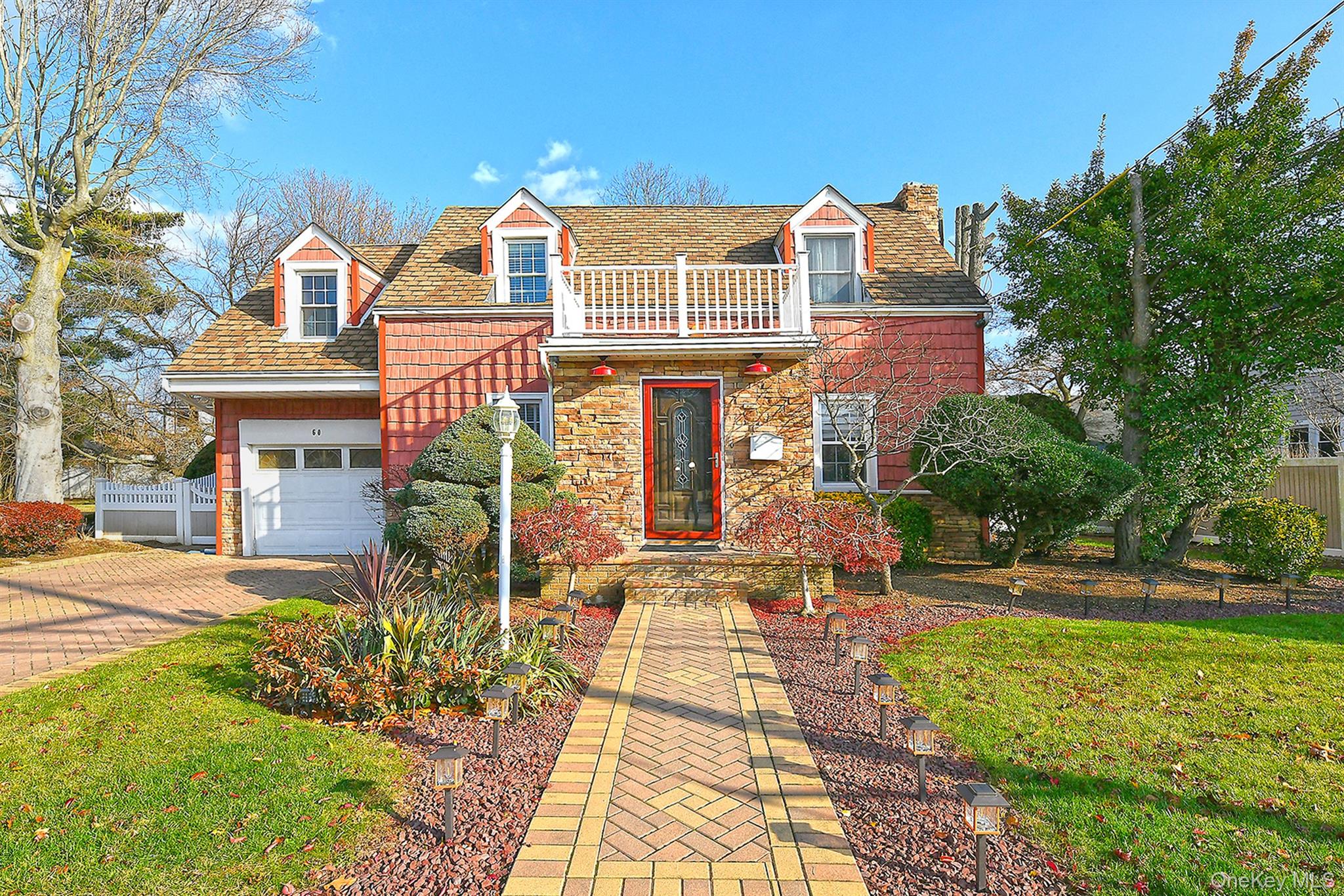 Freeport, New York, 11520, United States, 3 Bedrooms Bedrooms, ,2 BathroomsBathrooms,Residential,For Sale,2003300