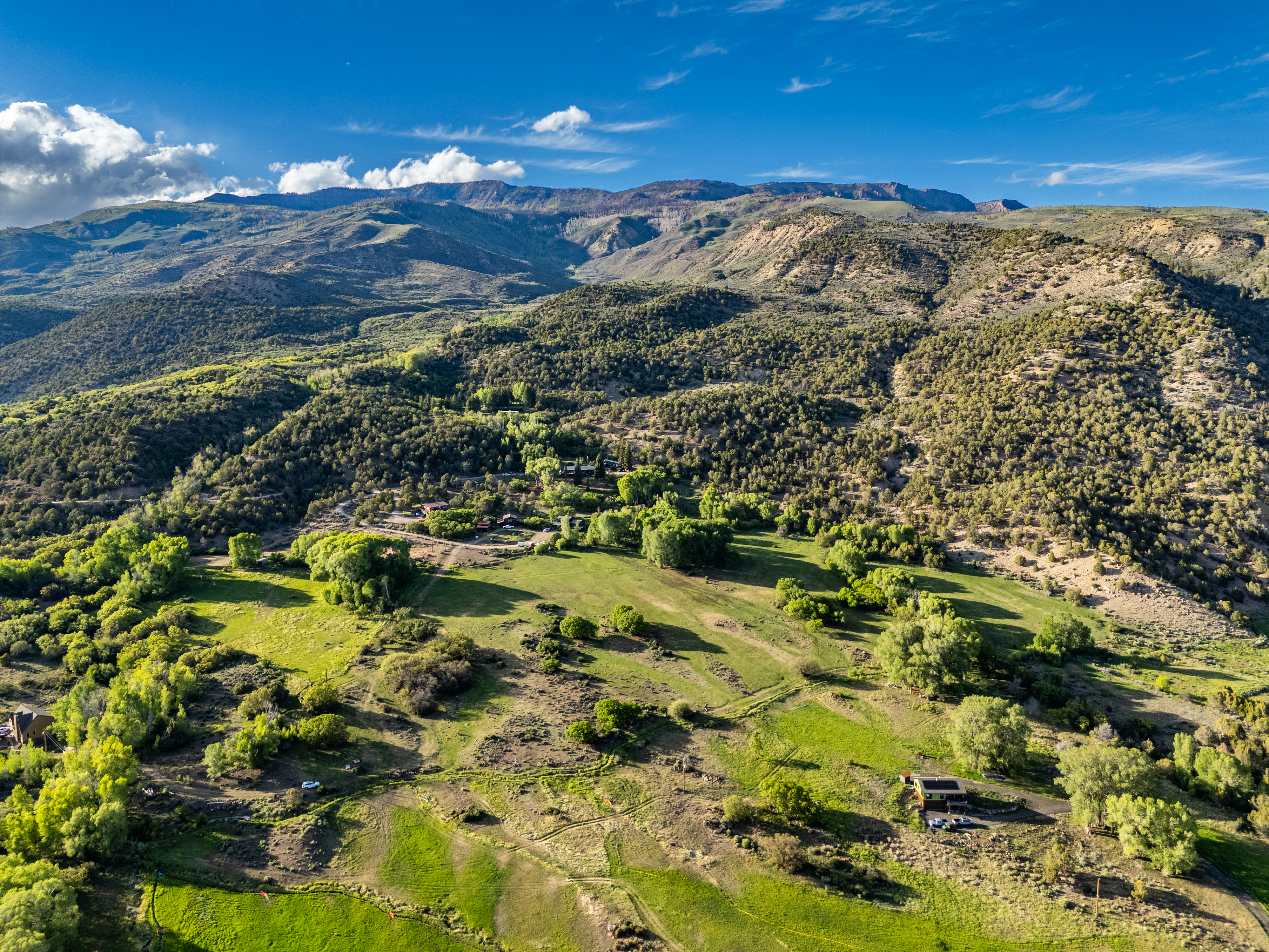  37 Acre Ranch with Water Rights and Panoramic Views - 物件實景