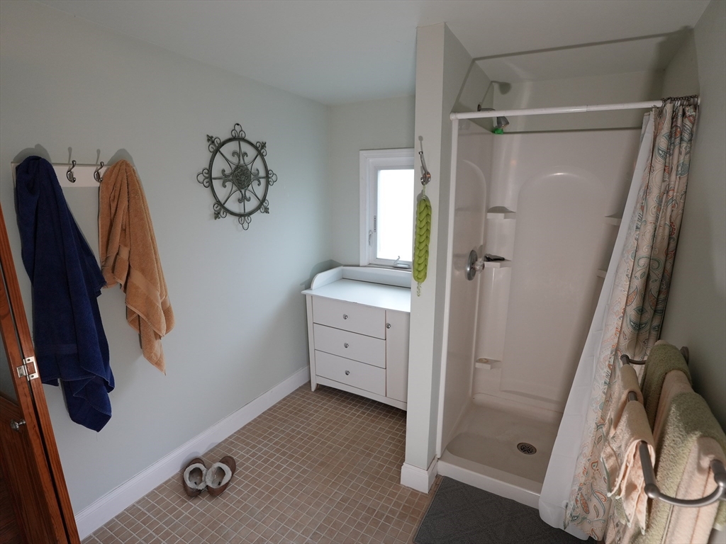 Revere, Massachusetts, 02151, United States, 2 Bedrooms Bedrooms, ,2 BathroomsBathrooms,Residential,For Sale,1935800