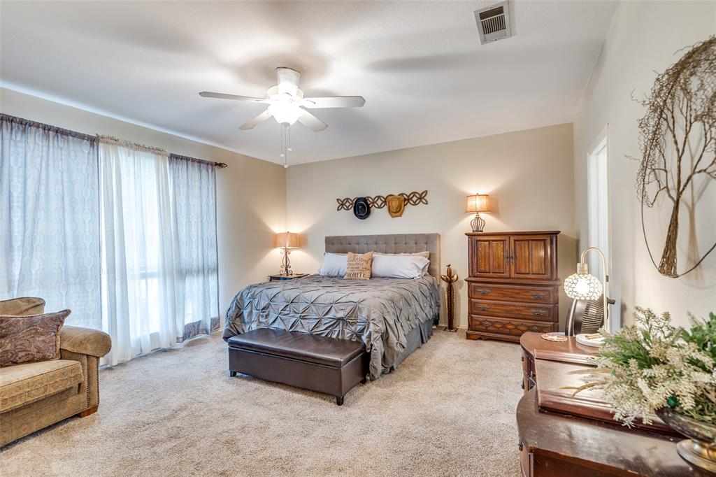 Carrollton, Texas, 75010, United States, 4 Bedrooms Bedrooms, ,4 BathroomsBathrooms,Residential,For Sale,2019559