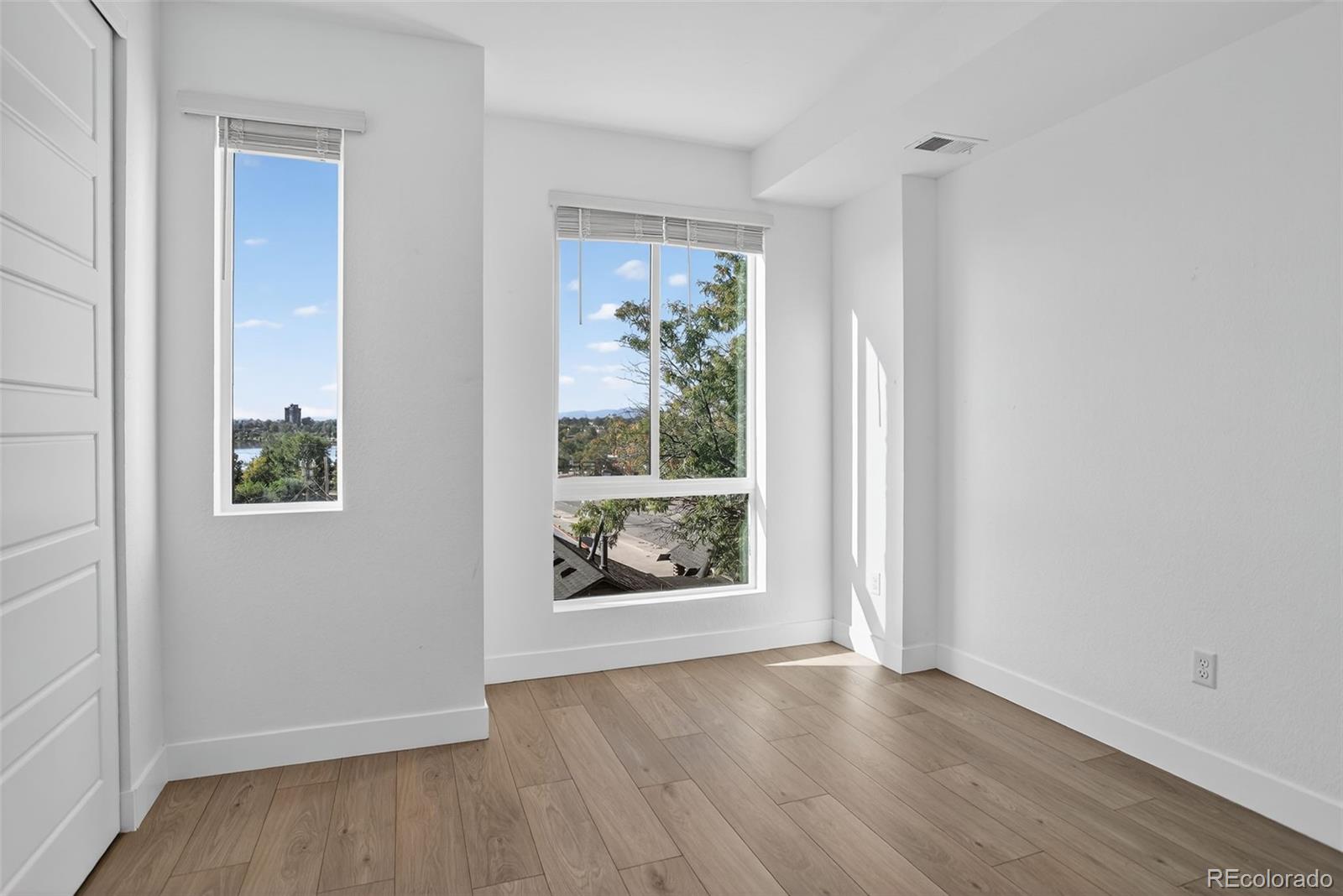 Denver, Colorado, 80212, United States, 2 Bedrooms Bedrooms, ,2 BathroomsBathrooms,Residential,For Sale,1951610