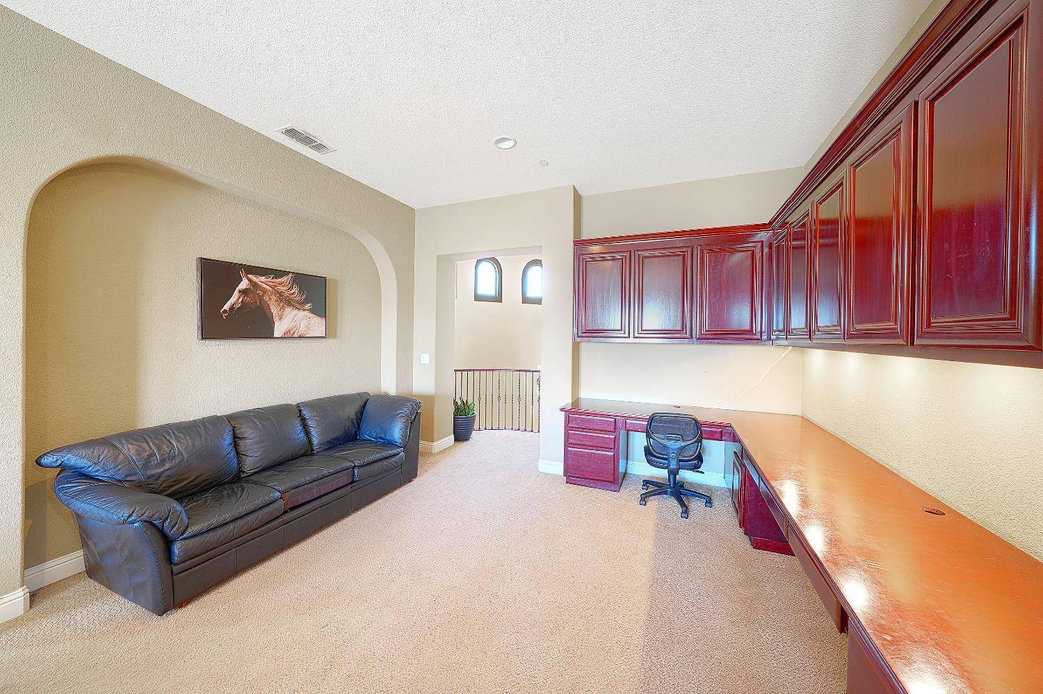 Lincoln, California, 95648, United States, 7 Bedrooms Bedrooms, ,5 BathroomsBathrooms,Residential,For Sale,1984434