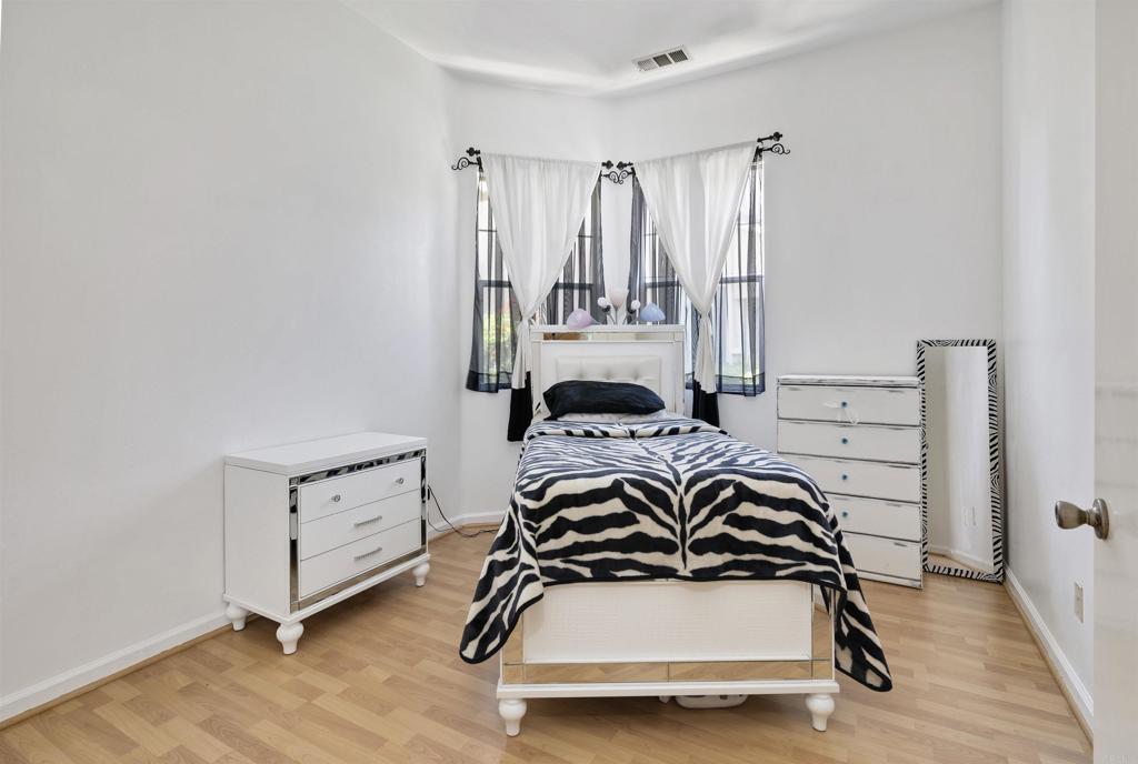 Temecula, California, 92592, United States, 3 Bedrooms Bedrooms, ,2 BathroomsBathrooms,Residential,For Sale,1872401