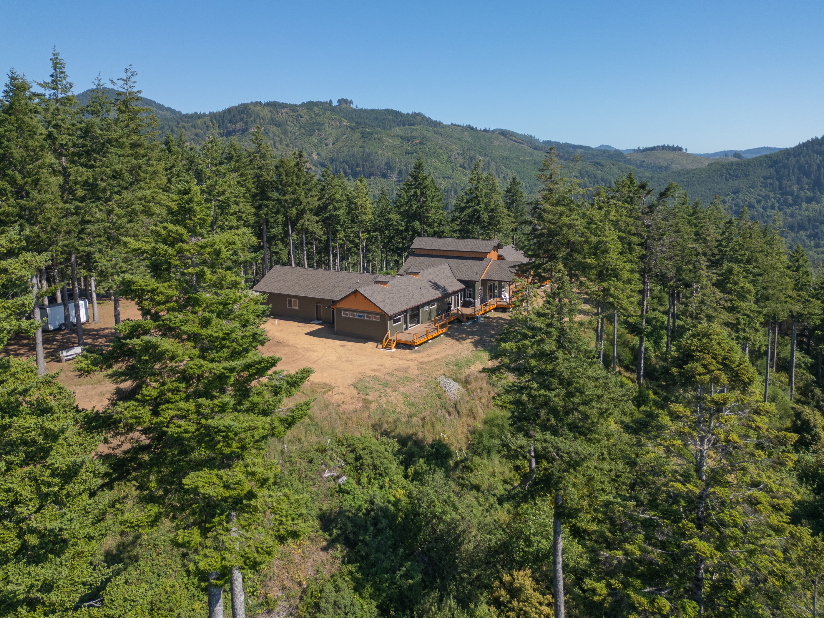  Majestic Ocean & Rogue River Views on 80 Acres - 物件實景