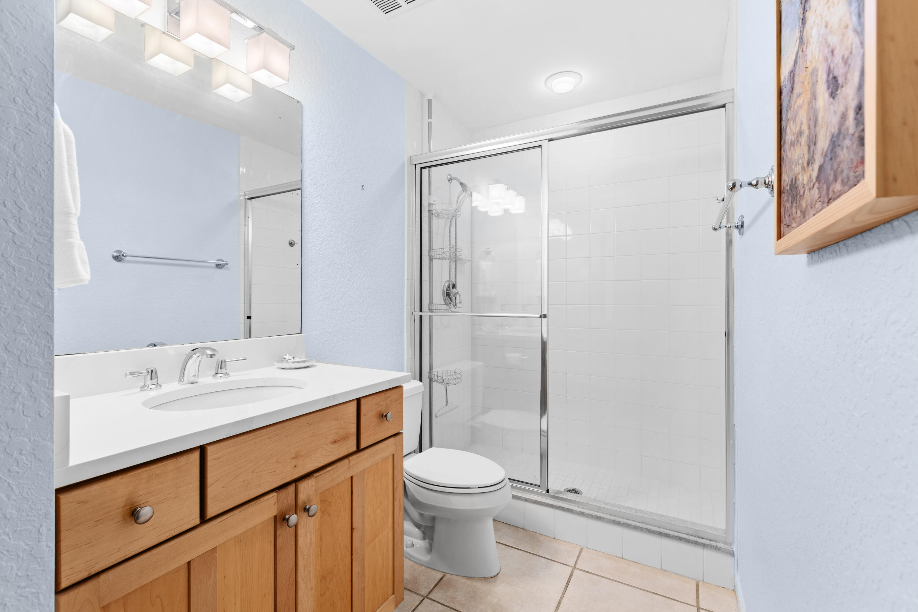 KEY WEST, Florida, 33040, United States, 2 Bedrooms Bedrooms, ,2 BathroomsBathrooms,Residential,For Sale,1695362