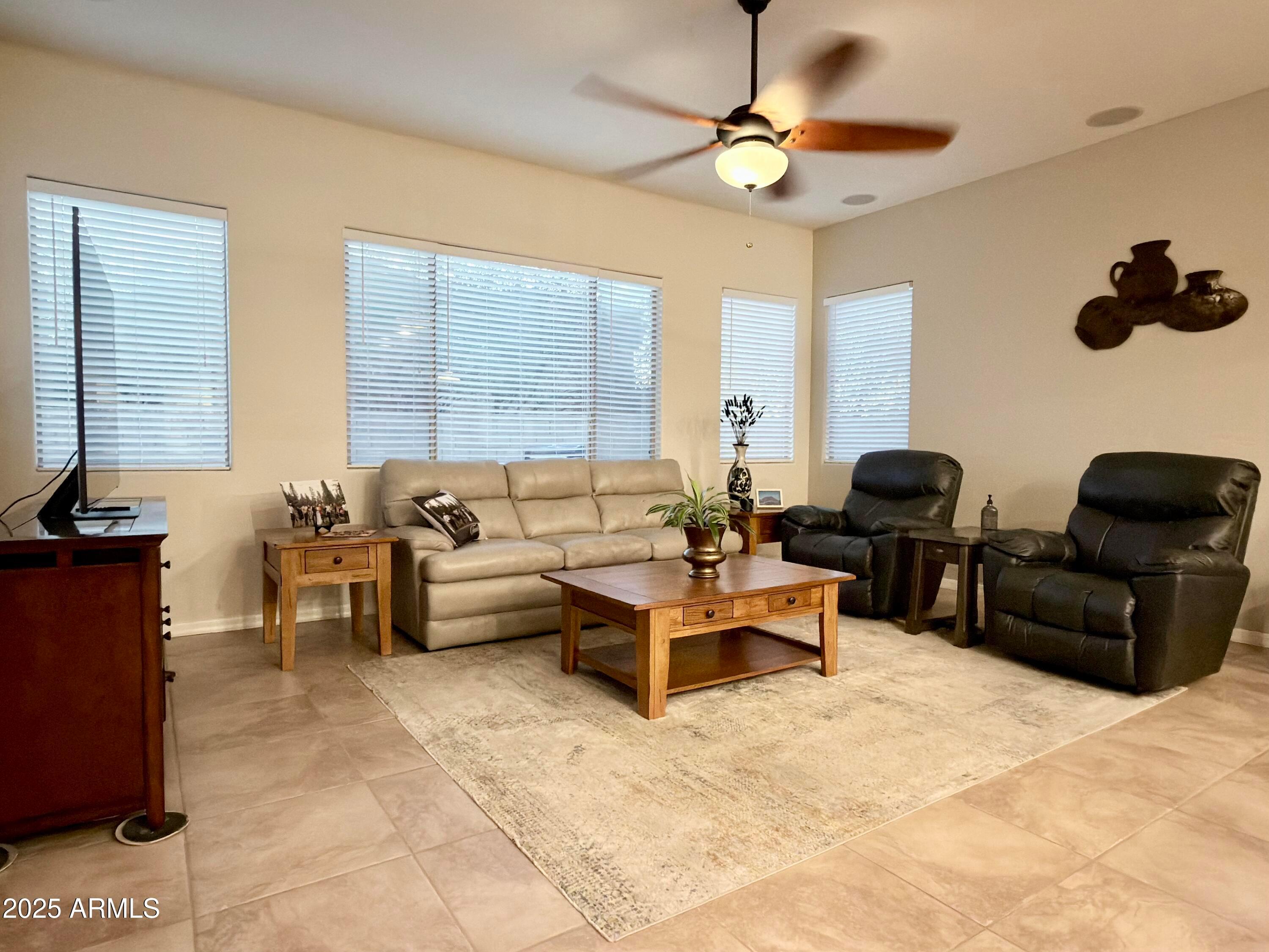 New River, Arizona, 85087, United States, 4 Bedrooms Bedrooms, ,2 BathroomsBathrooms,Residential,For Sale,1979585