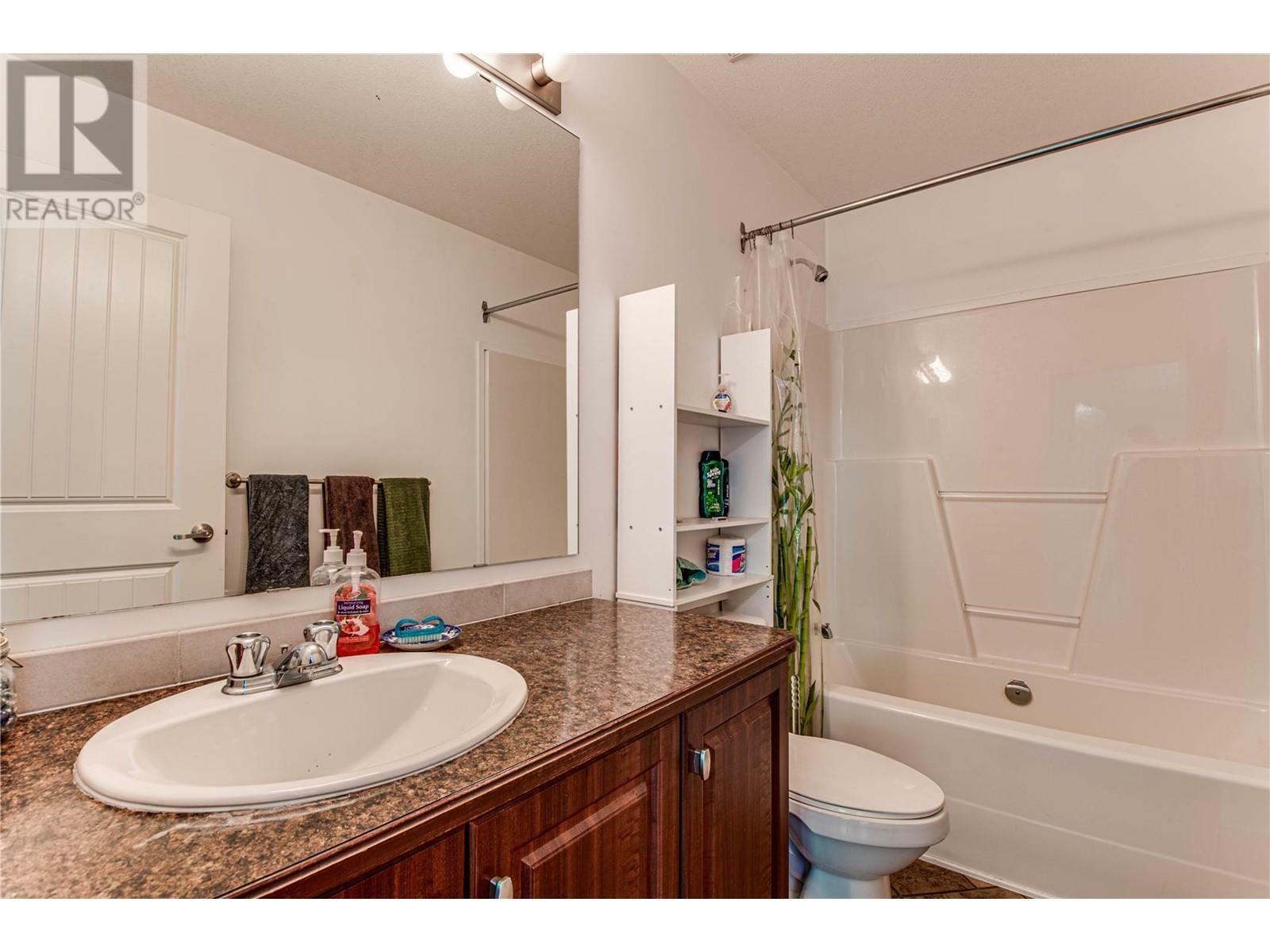 GRINDROD, British Columbia, V0E 1Y0, CA, 4 Bedrooms Bedrooms, ,2 BathroomsBathrooms,Residential,For Sale,1839130