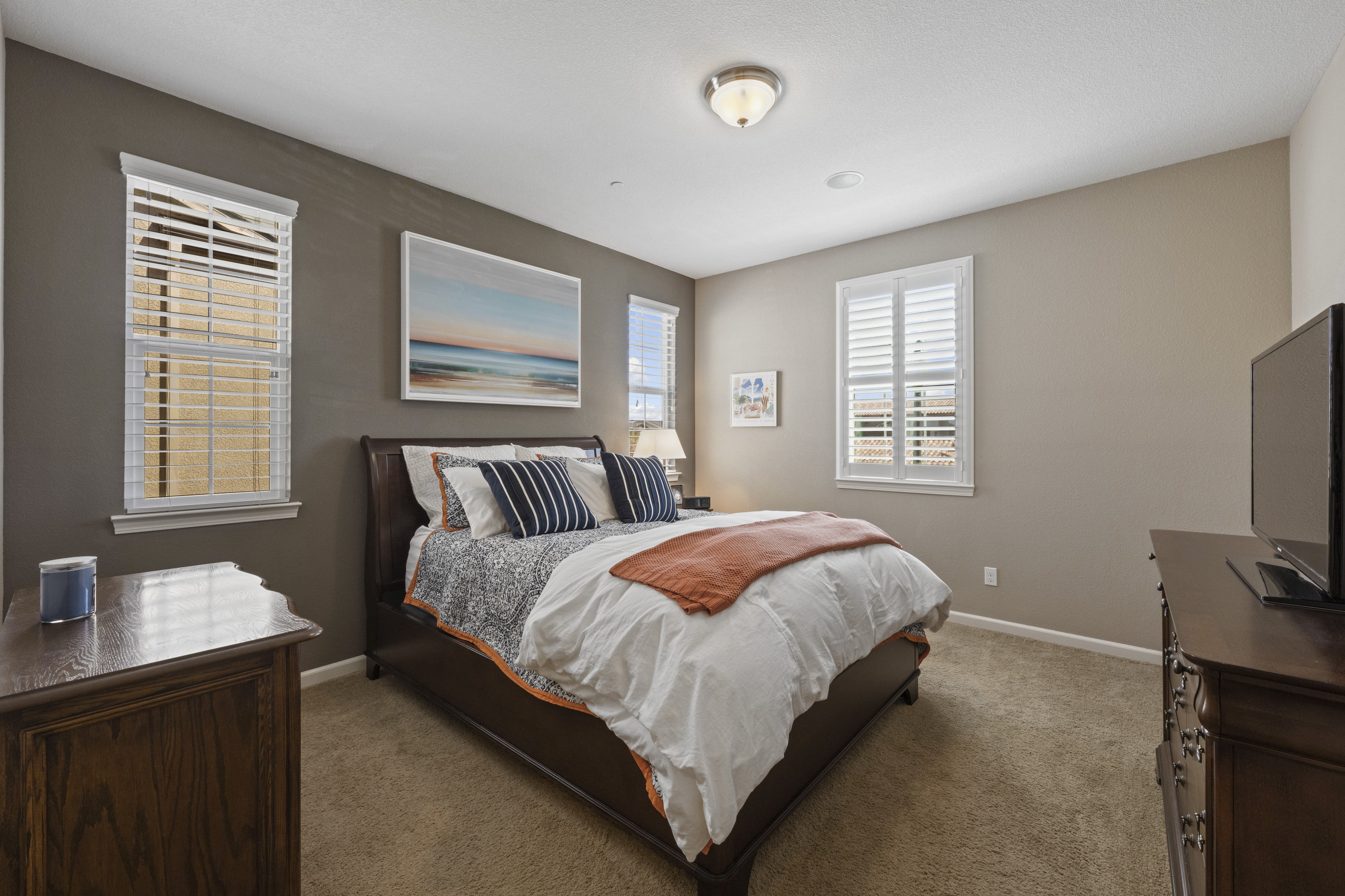  3041 Village Center Drive, Roseville, CA 95747 - 物件實景