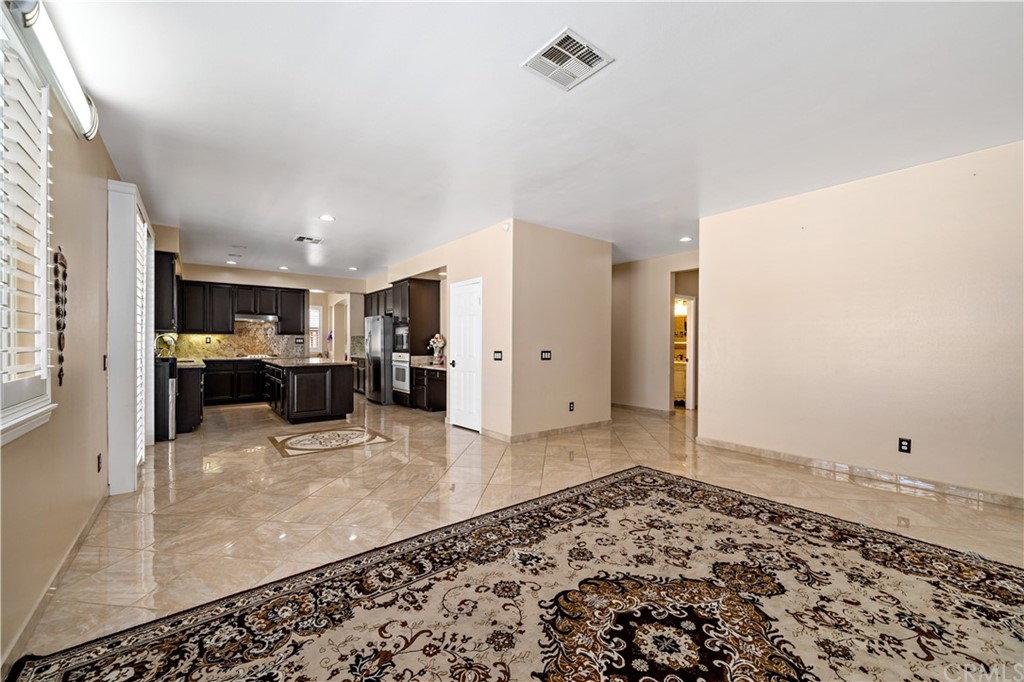 Murrieta, California, 92563, United States, 4 Bedrooms Bedrooms, ,3 BathroomsBathrooms,Residential,For Sale,1920911