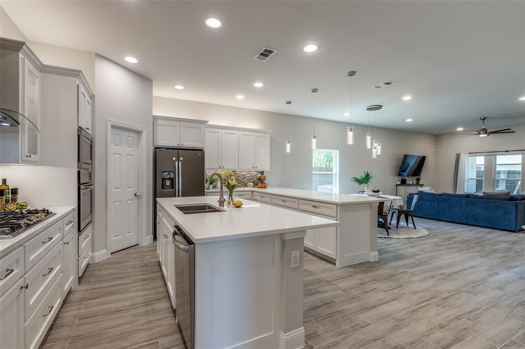 Mckinney, Texas, 75069, United States, 4 Bedrooms Bedrooms, ,3 BathroomsBathrooms,Residential,For Sale,1836335