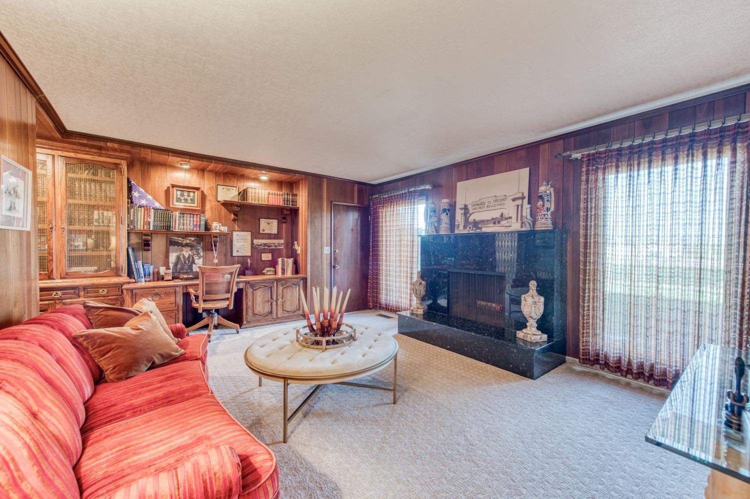 Kerman, California, 93630, United States, 5 Bedrooms Bedrooms, ,3 BathroomsBathrooms,Residential,For Sale,1928392