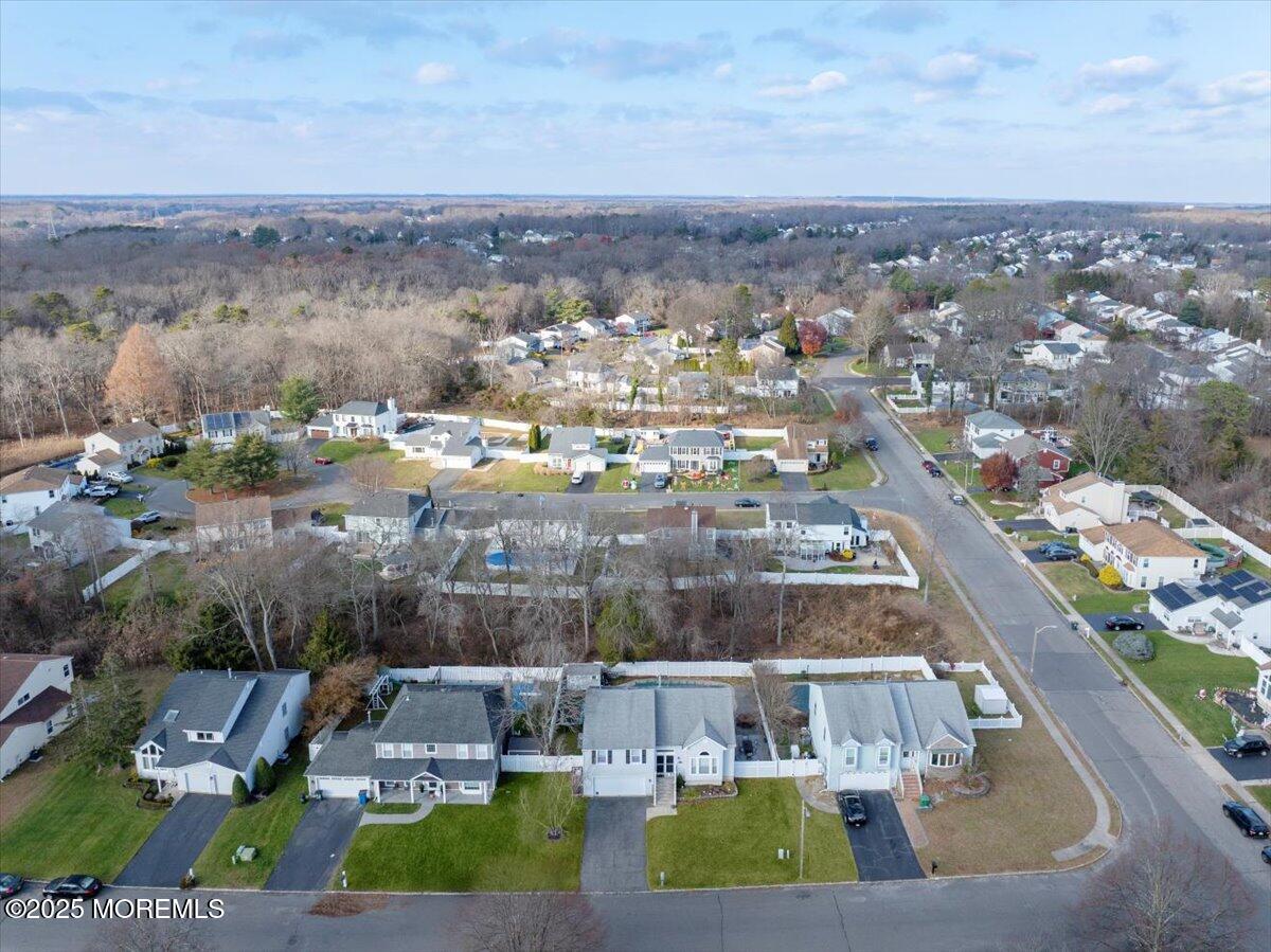 Howell, New Jersey, 07731, United States, 4 Bedrooms Bedrooms, ,3 BathroomsBathrooms,Residential,For Sale,2005606