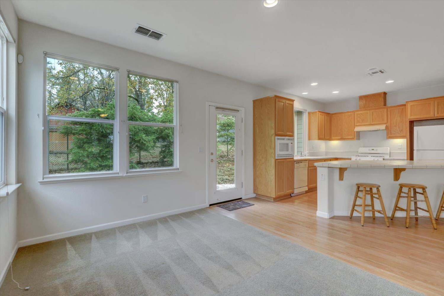 Grass Valley, California, 95945, United States, 2 Bedrooms Bedrooms, ,2 BathroomsBathrooms,Residential,For Sale,1996447