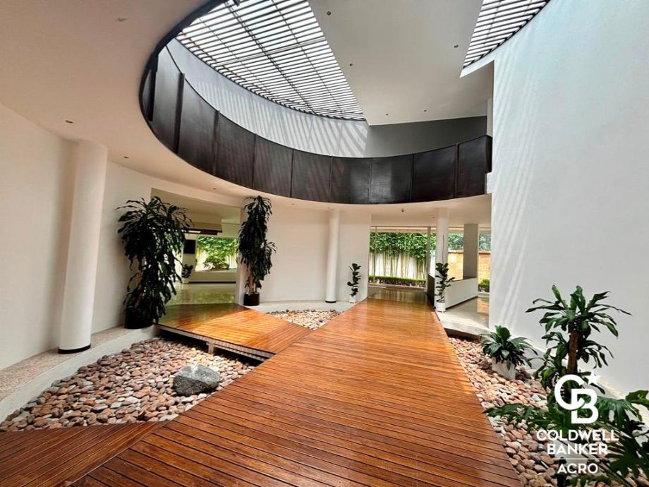 San Juan del Río, Querétaro, 76803, Mexico, 4 Bedrooms Bedrooms, ,4 BathroomsBathrooms,Residential,For Sale,1711952
