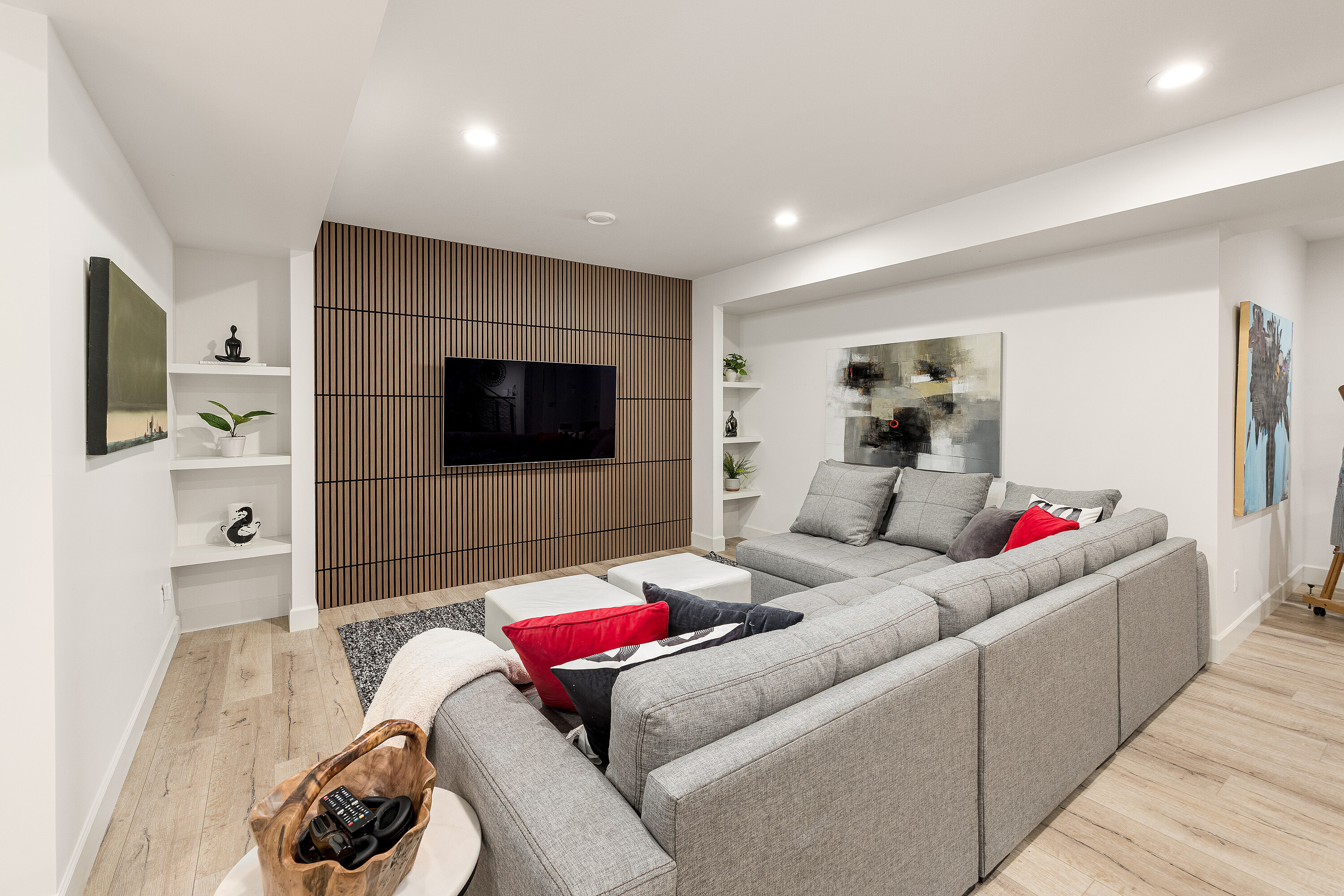  Stunning Modern Home - 物件實景