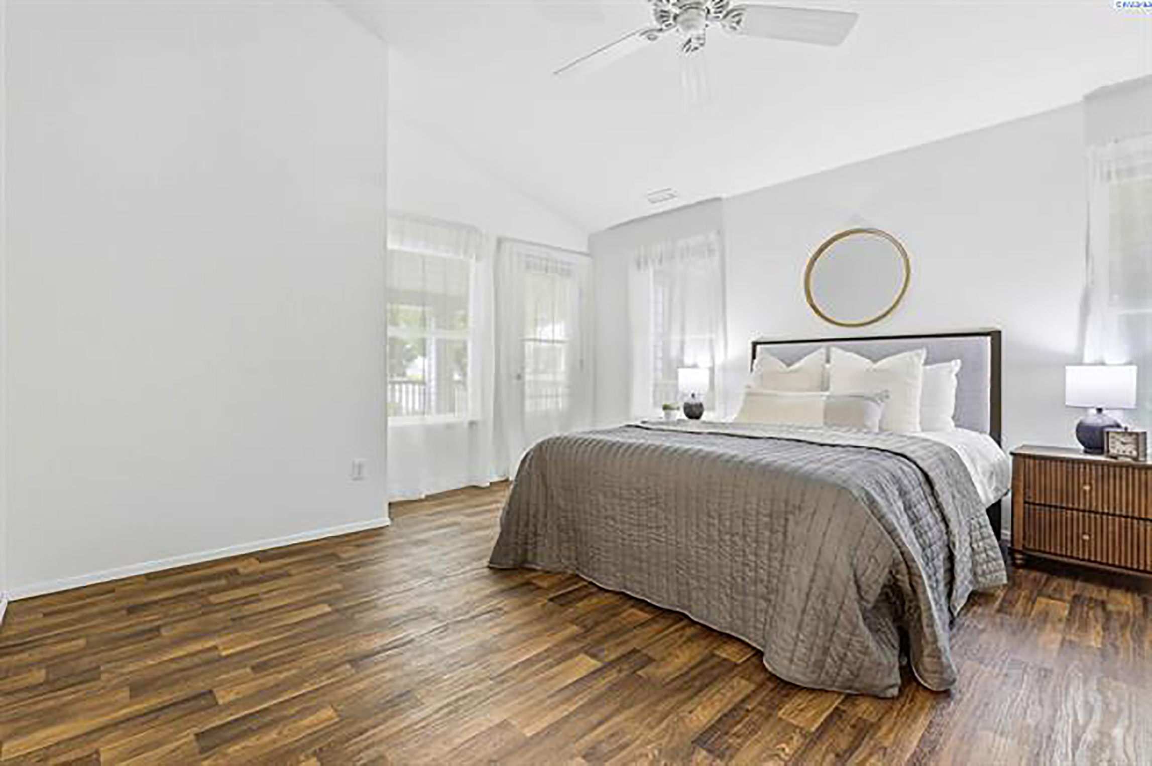  Updated home in the Village at Canyon Lakes - 物件實景