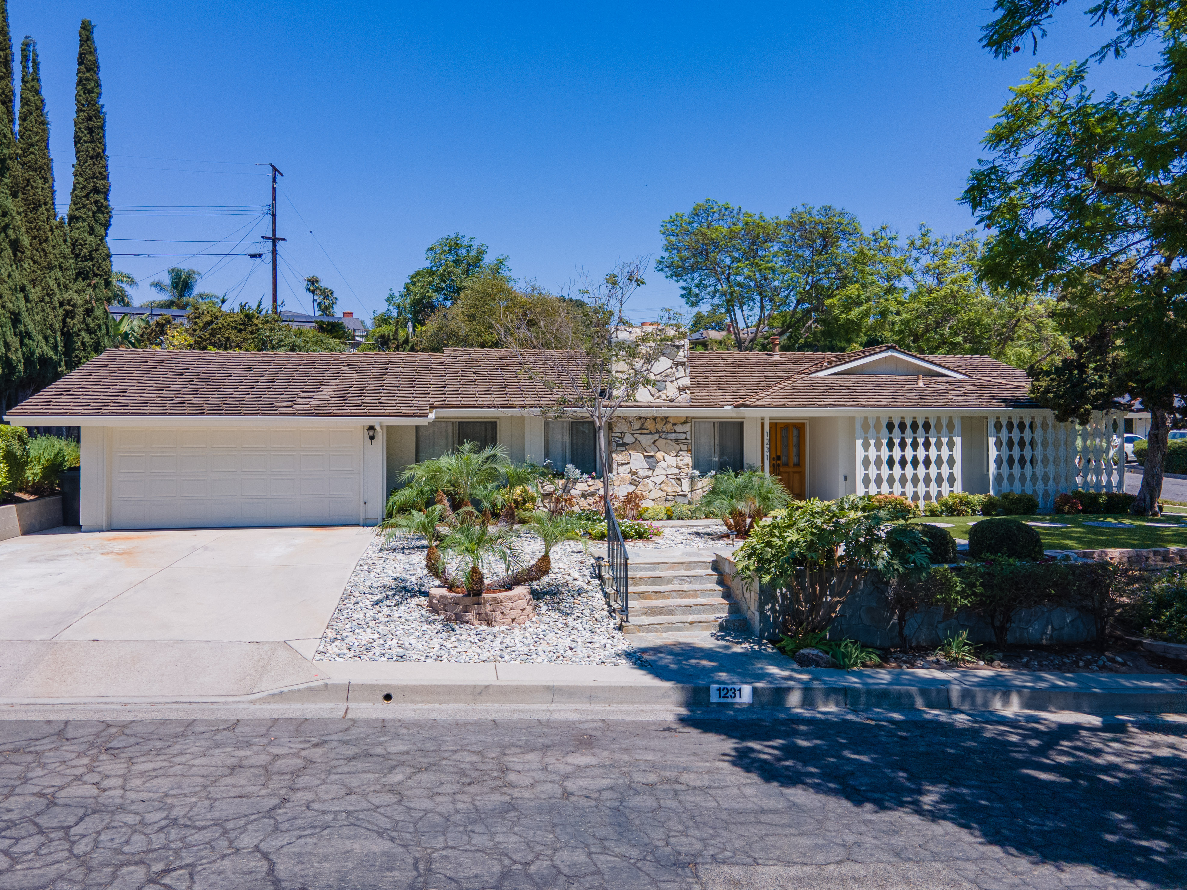 Fullerton, California, 92831, United States, 4 Bedrooms Bedrooms, ,1 BathroomBathrooms,Residential,For Sale,1915425