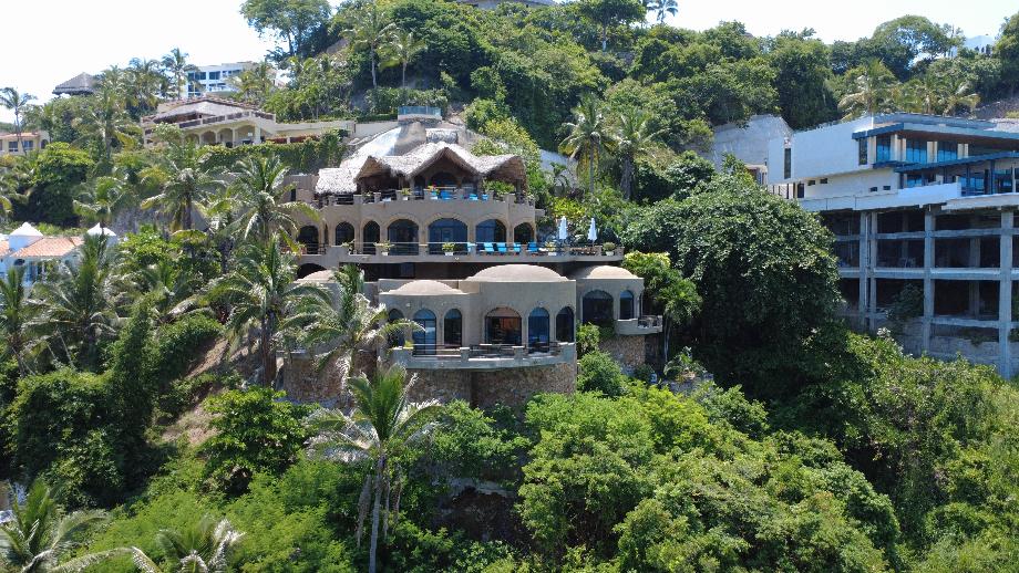 Manzanillo, Colima, 28867, Mexico, 6 Bedrooms Bedrooms, ,6 BathroomsBathrooms,Residential,For Sale,1939641
