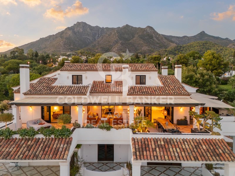 Marbella, Andalusia, ES, 4 Bedrooms Bedrooms, ,5 BathroomsBathrooms,Residential,For Sale,1950823