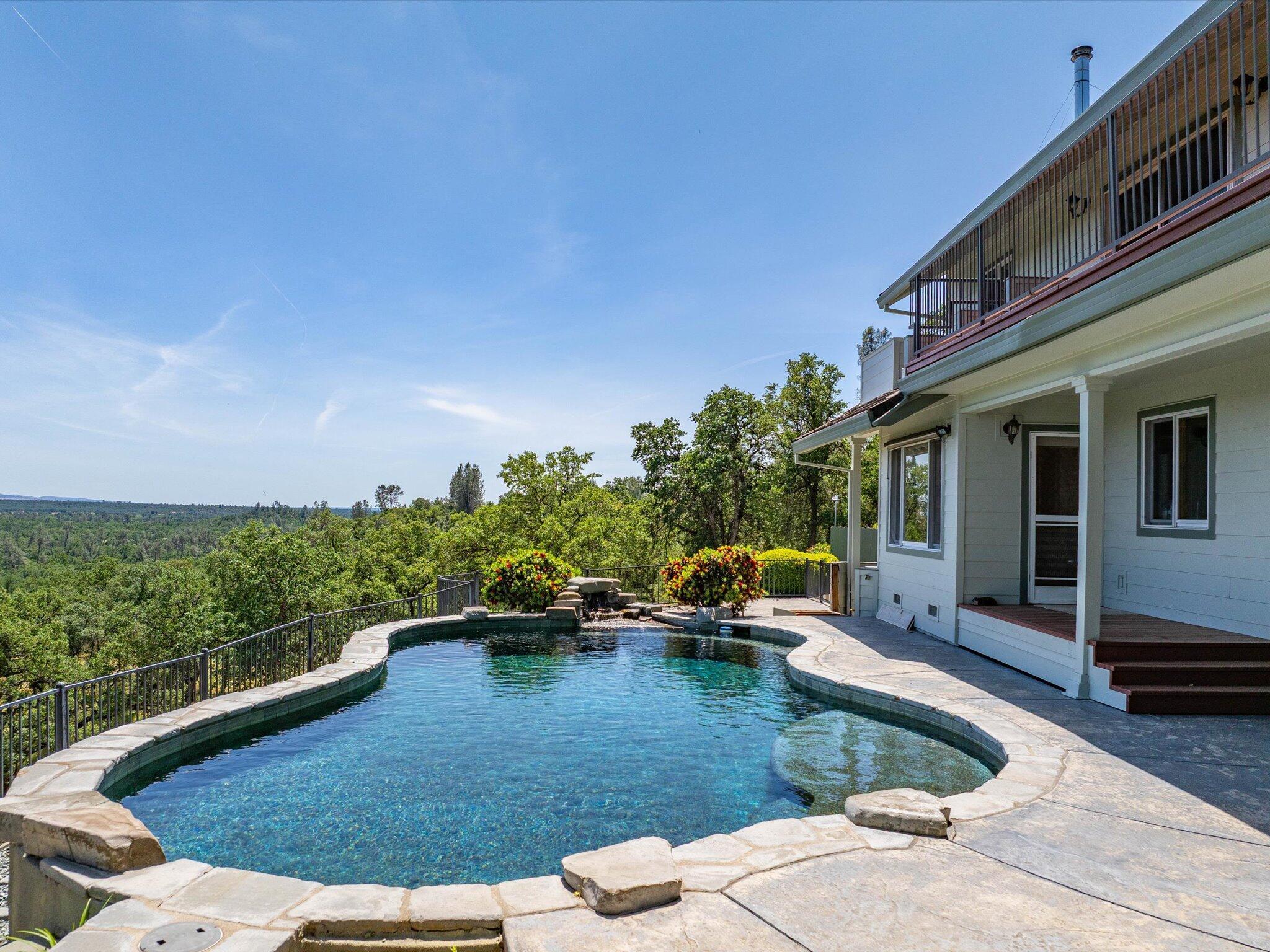 Palo Cedro, California, 96073, United States, 4 Bedrooms Bedrooms, ,3 BathroomsBathrooms,Residential,For Sale,1993452