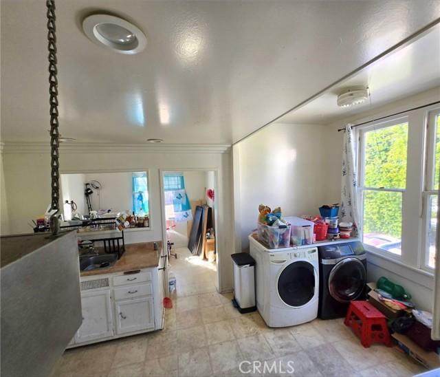 Whittier, California, 90601, United States, 2 Bedrooms Bedrooms, ,2 BathroomsBathrooms,Residential,For Sale,1982900