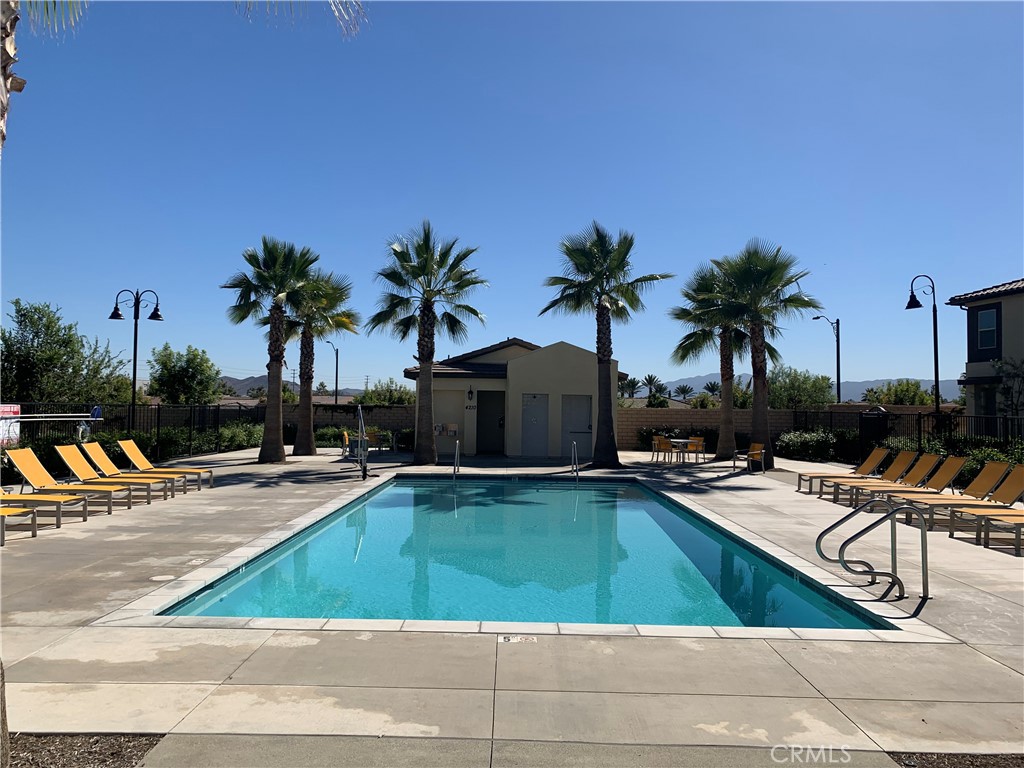 Ontario, California, 91761, United States, 2 Bedrooms Bedrooms, ,2 BathroomsBathrooms,Residential,For Sale,1983803