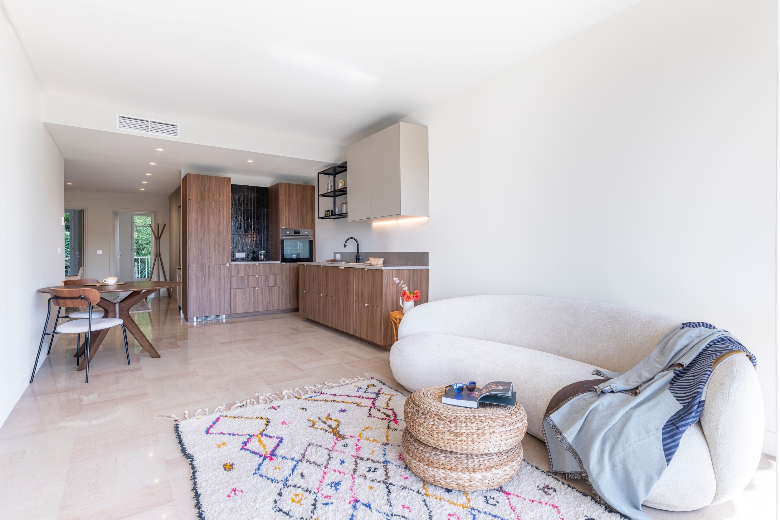  Parc Impérial - Exclusive listing: renovated 2-bed apartment with terrace and v… - 物件實景