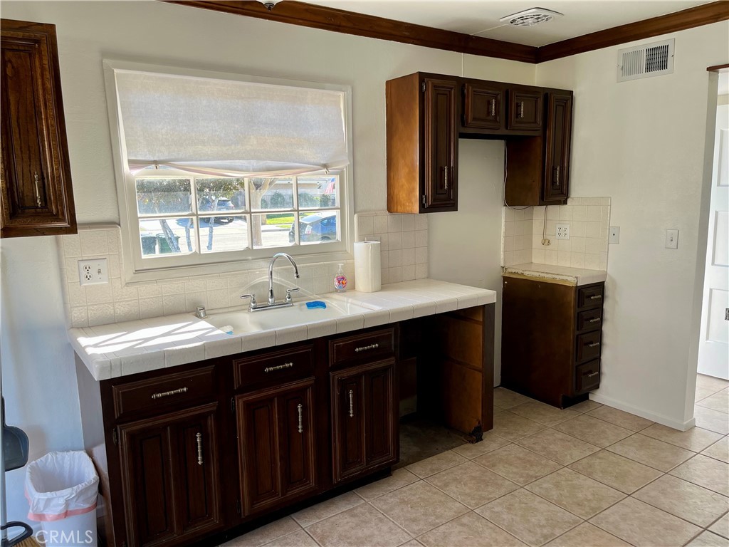 Huntington Beach, California, 92649, United States, 4 Bedrooms Bedrooms, ,2 BathroomsBathrooms,Residential,For Sale,1989631