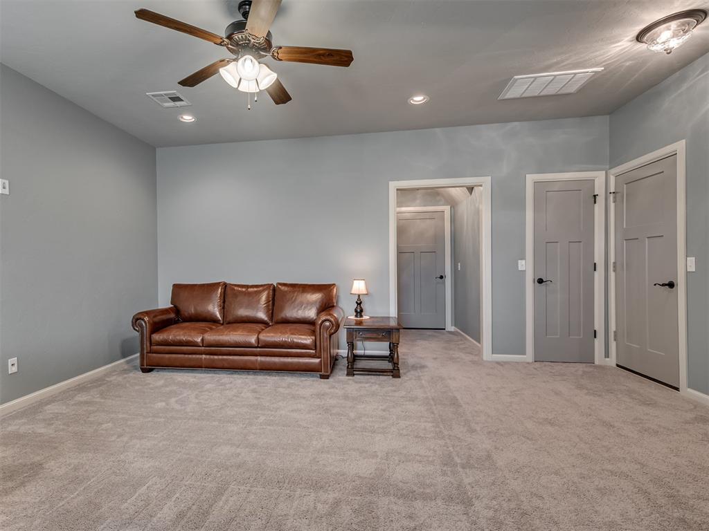 Mustang, Oklahoma, 73064, United States, 4 Bedrooms Bedrooms, ,4 BathroomsBathrooms,Residential,For Sale,1908407