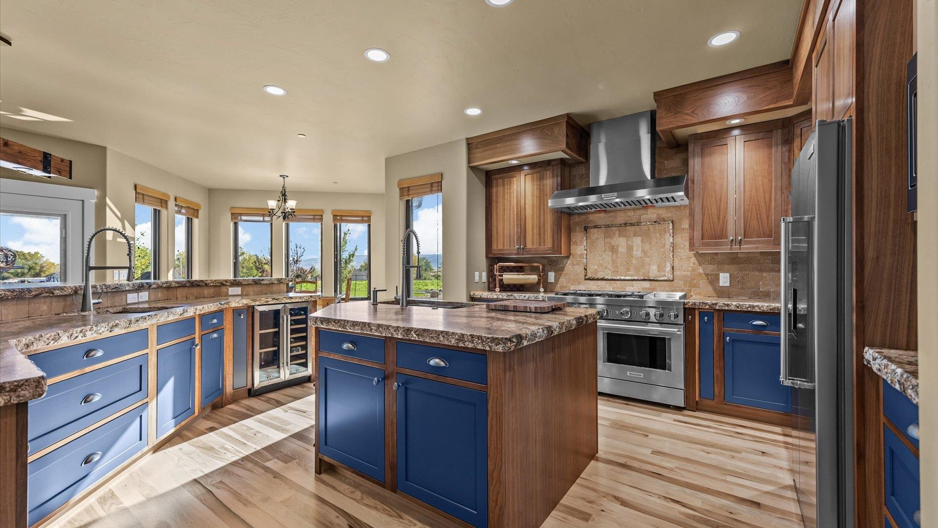 Grand Junction, Colorado, 81505, United States, 3 Bedrooms Bedrooms, ,3 BathroomsBathrooms,Residential,For Sale,2003382