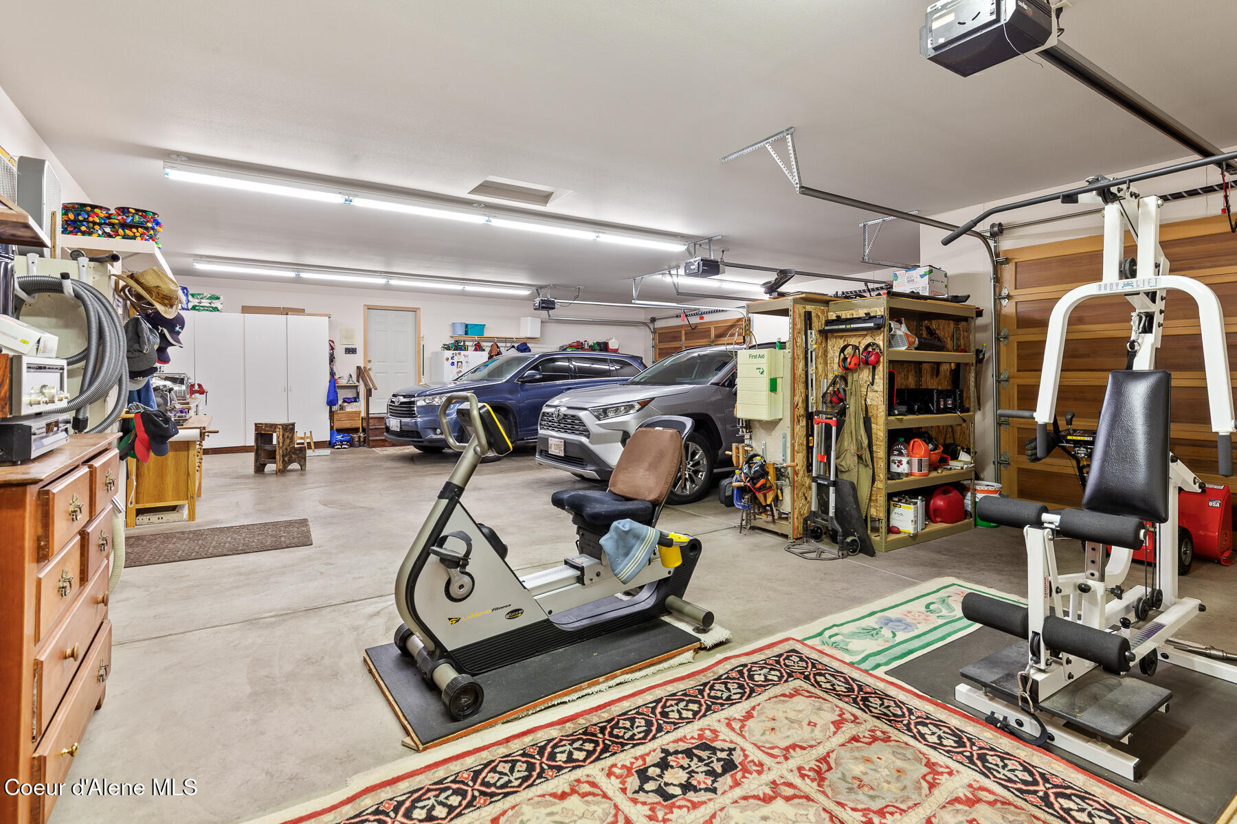 Hayden Lake, Idaho, 83835, United States, 4 Bedrooms Bedrooms, ,3 BathroomsBathrooms,Residential,For Sale,2007766