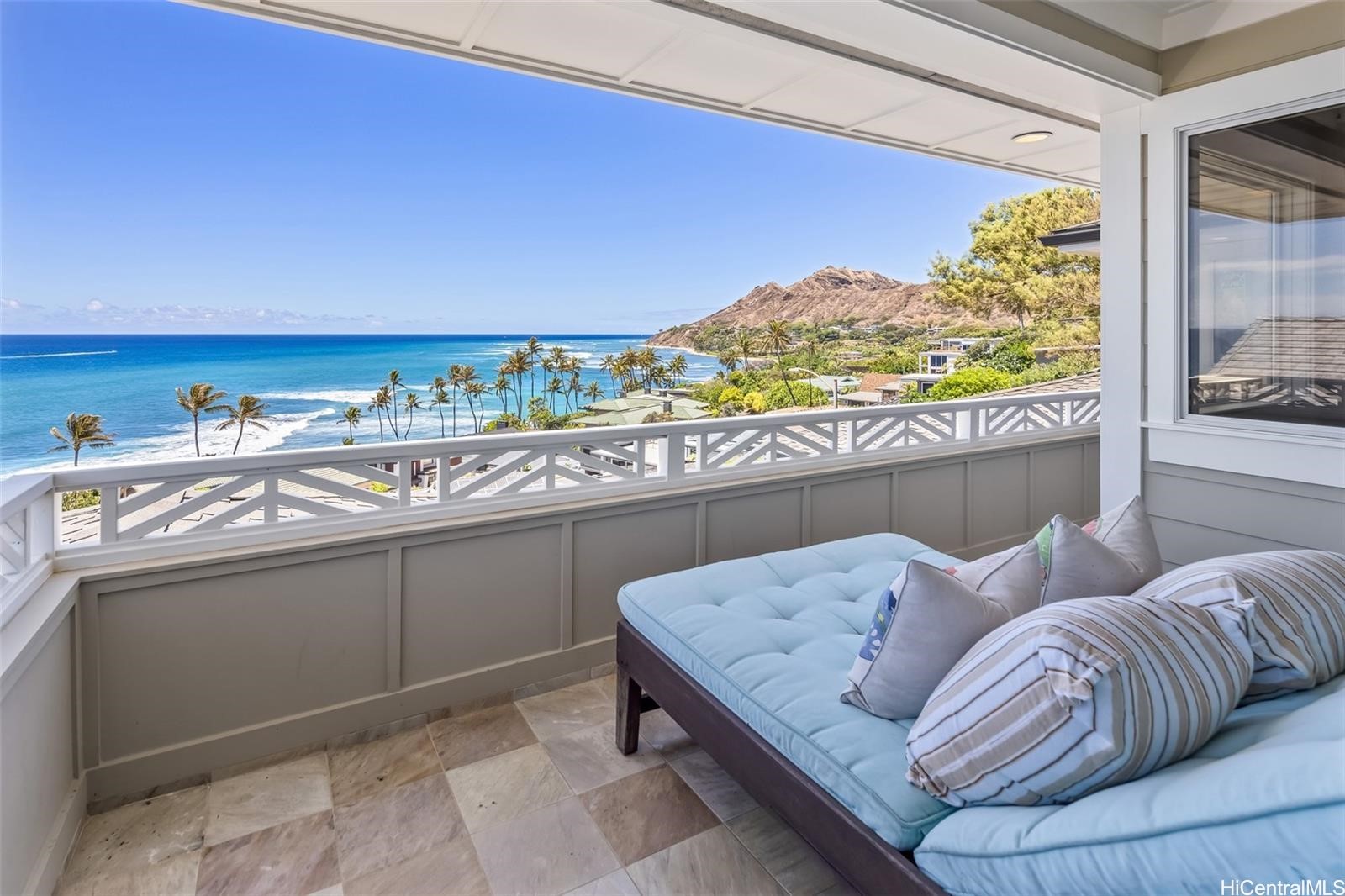 Honolulu, Hawaii, 96816, United States, 5 Bedrooms Bedrooms, ,6 BathroomsBathrooms,Residential,For Sale,1753214