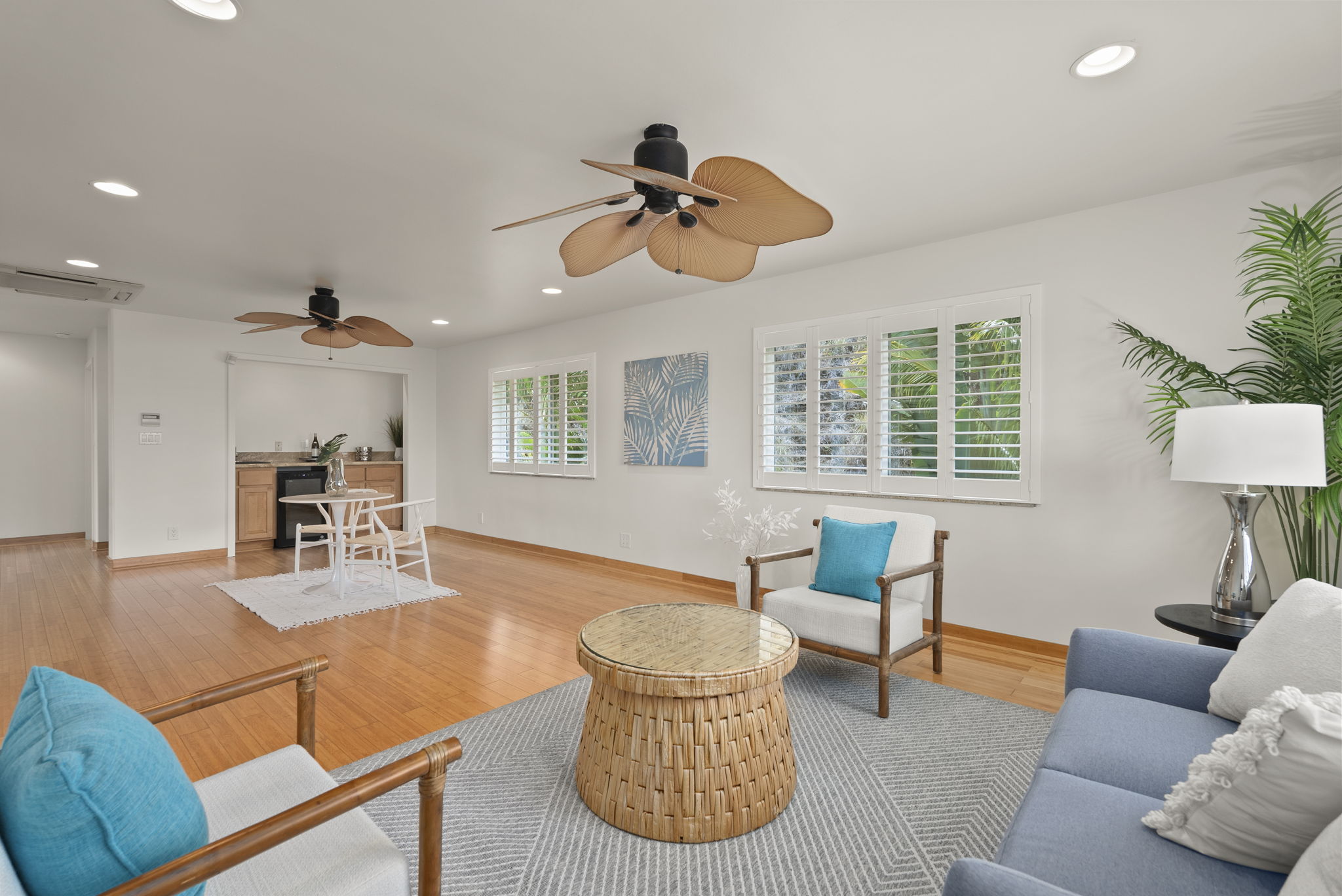 Kailua, Hawaii, 96734, United States, 6 Bedrooms Bedrooms, ,4 BathroomsBathrooms,Residential,For Sale,1981977