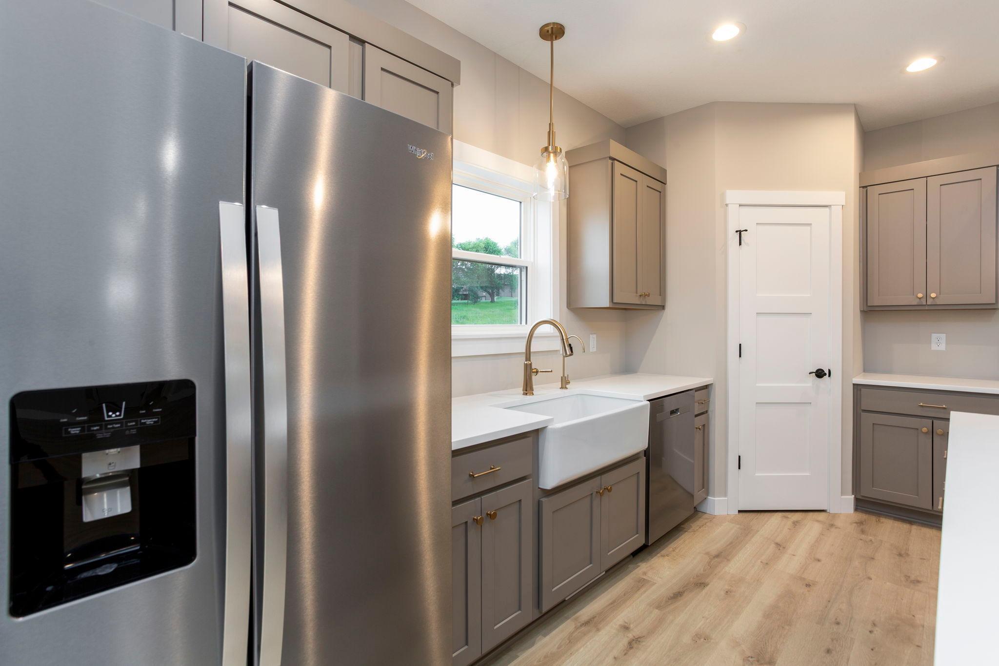 Roberts, Wisconsin, 54023, United States, 4 Bedrooms Bedrooms, ,3 BathroomsBathrooms,Residential,For Sale,1877013